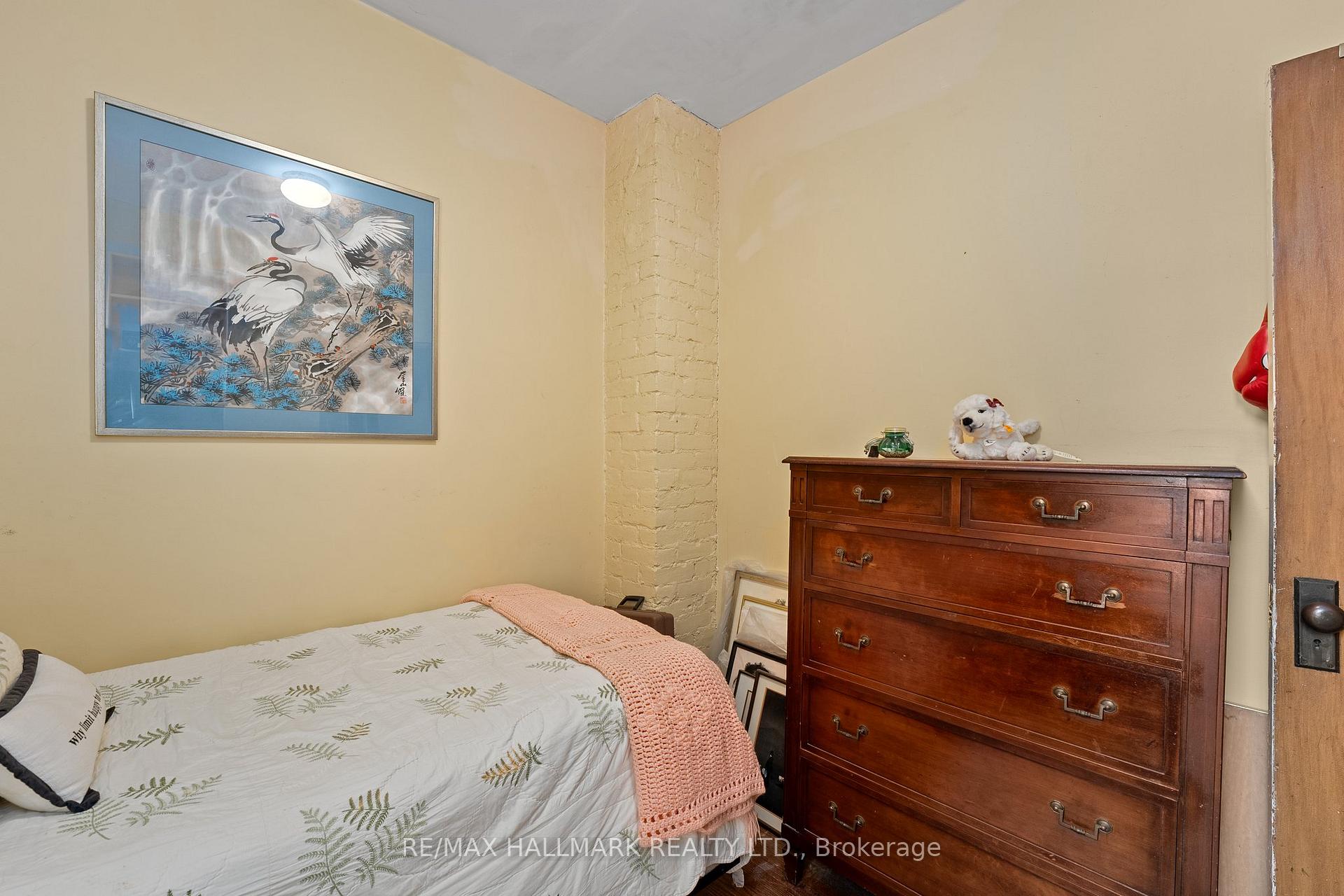 Photo 14 of 52 Sproat Avenue, Toronto, South Riverdale — HOMEH