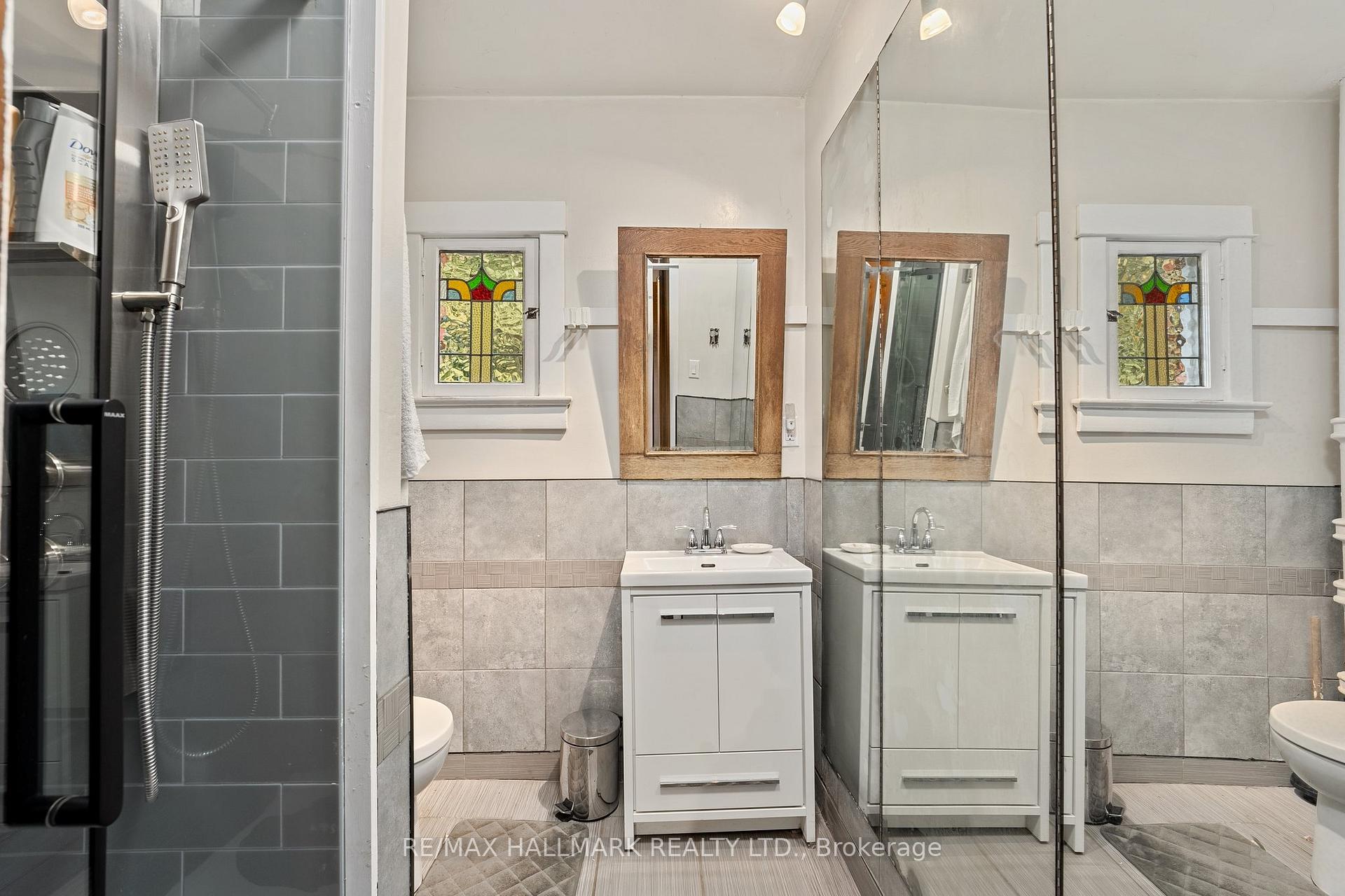 Photo 15 of 52 Sproat Avenue, Toronto, South Riverdale — HOMEH