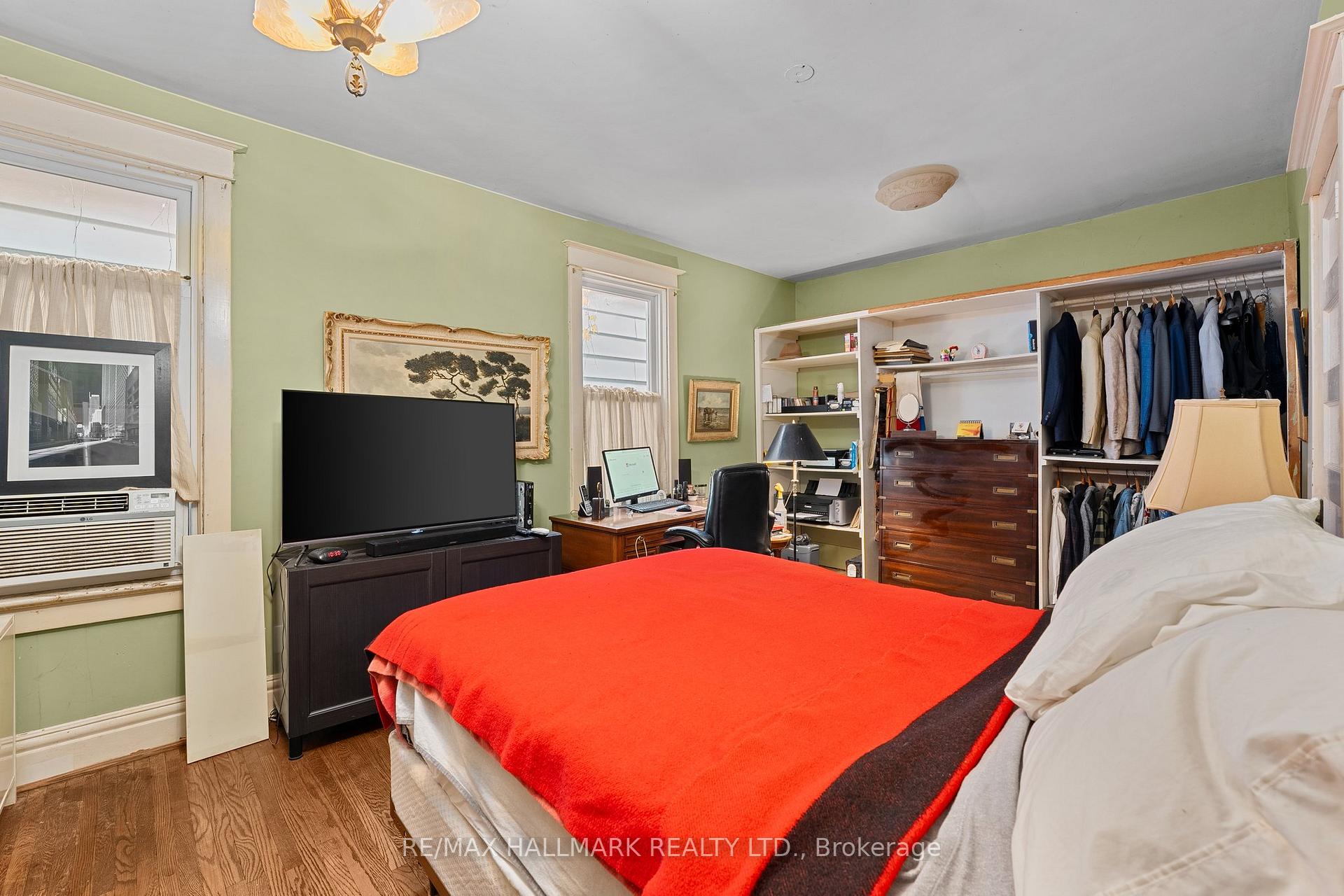 Photo 16 of 52 Sproat Avenue, Toronto, South Riverdale — HOMEH