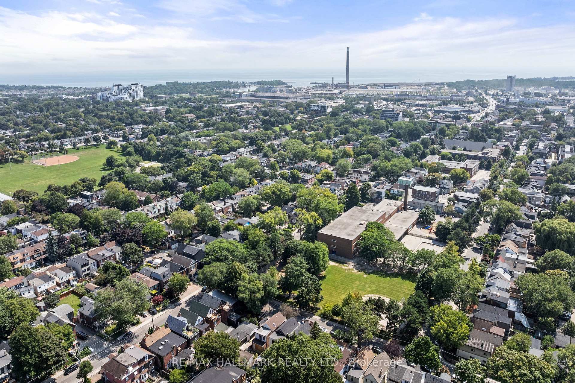 Photo 36 of 52 Sproat Avenue, Toronto, South Riverdale — HOMEH