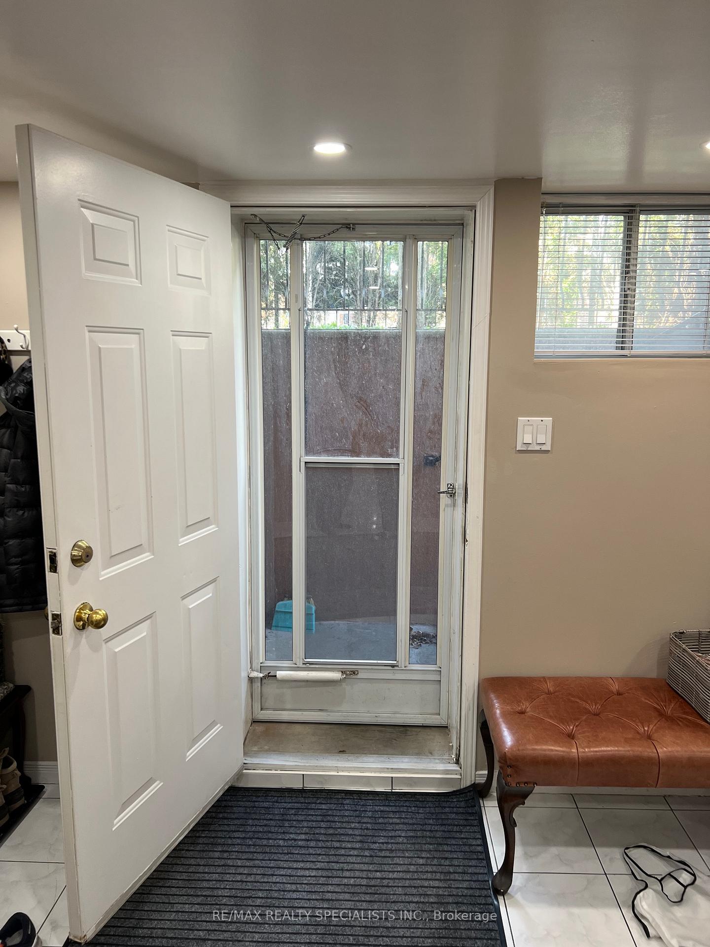 Photo 2 of Unit Lower Level, 336 Vaughan Road, Toronto, Humewood-Cedarvale — HOMEH