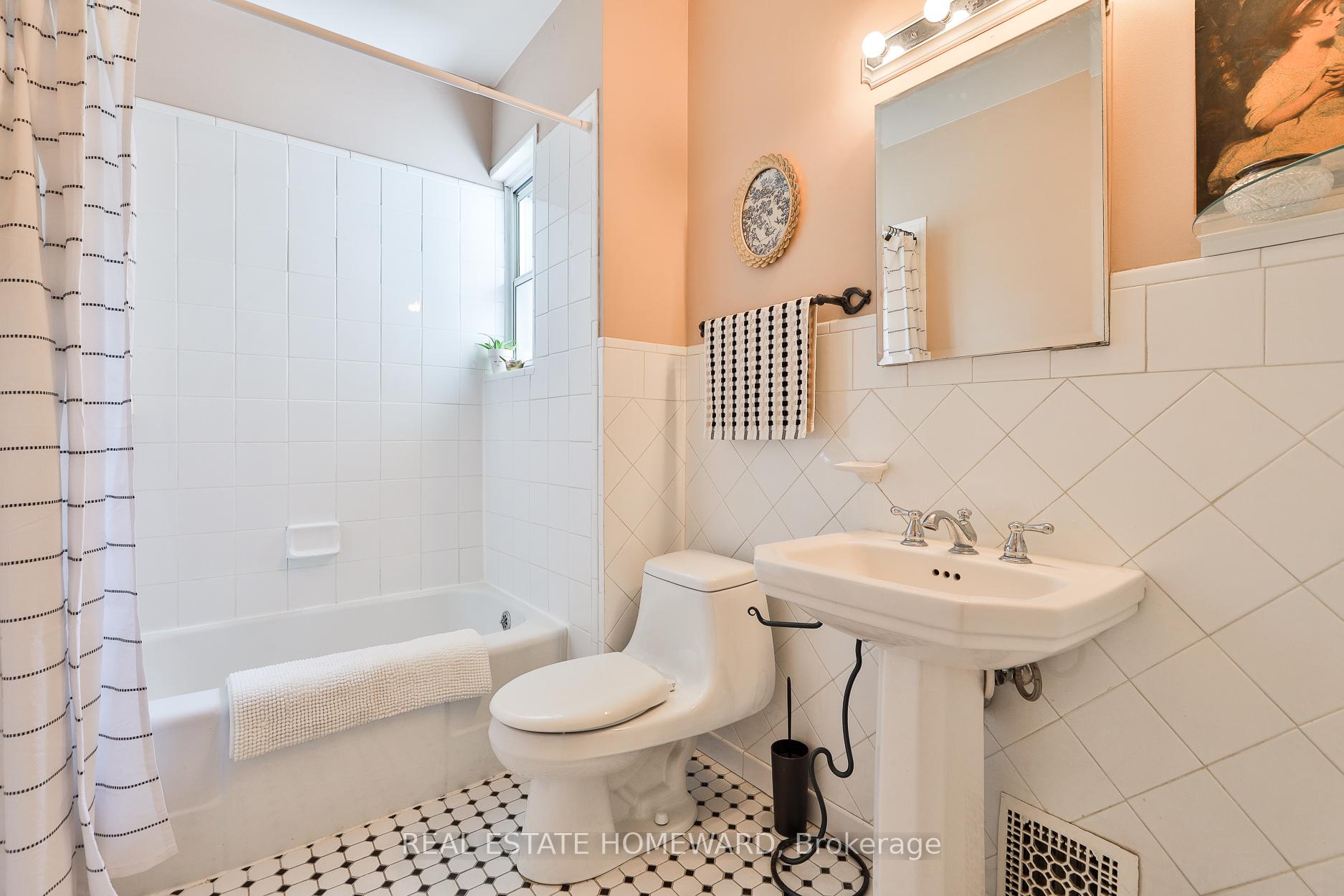 Photo 16 of 100 Caroline Avenue, Toronto, South Riverdale — HOMEH