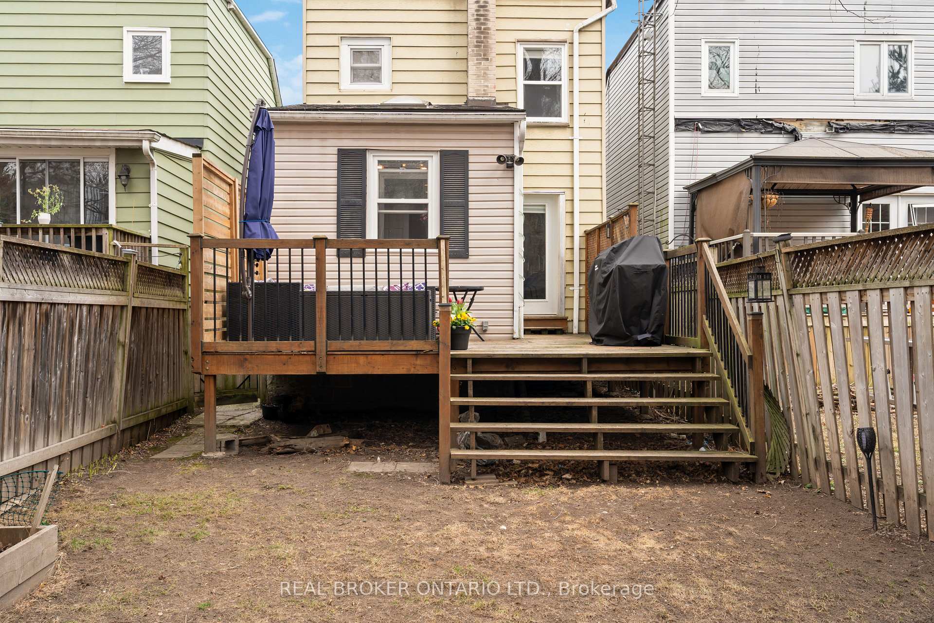 Photo 33 of 368 Cedarvale Avenue, Toronto, Woodbine-Lumsden — HOMEH