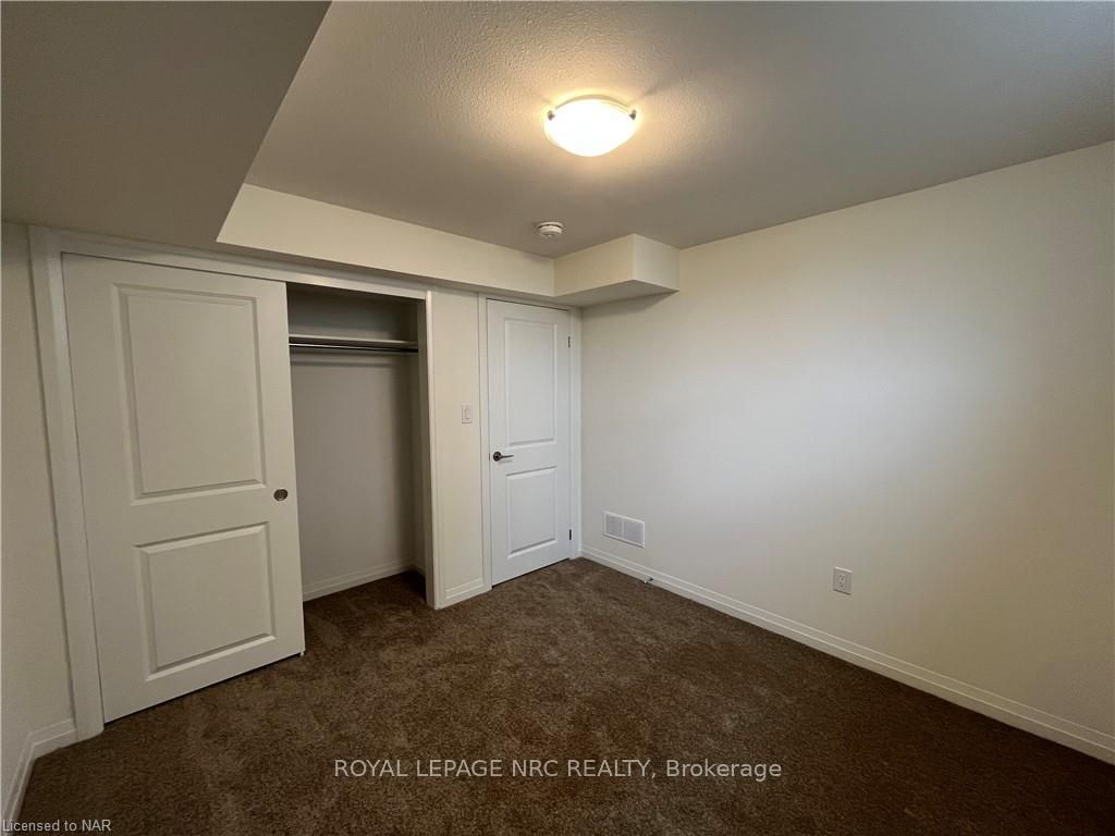 Photo 7 of Unit bsmt, 225 Bur Oak Drive, Thorold, Confederation Heights — HOMEH