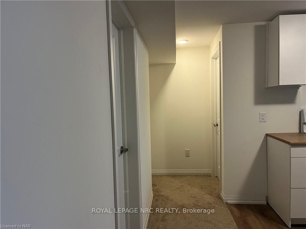 Photo 9 of Unit bsmt, 225 Bur Oak Drive, Thorold, Confederation Heights — HOMEH