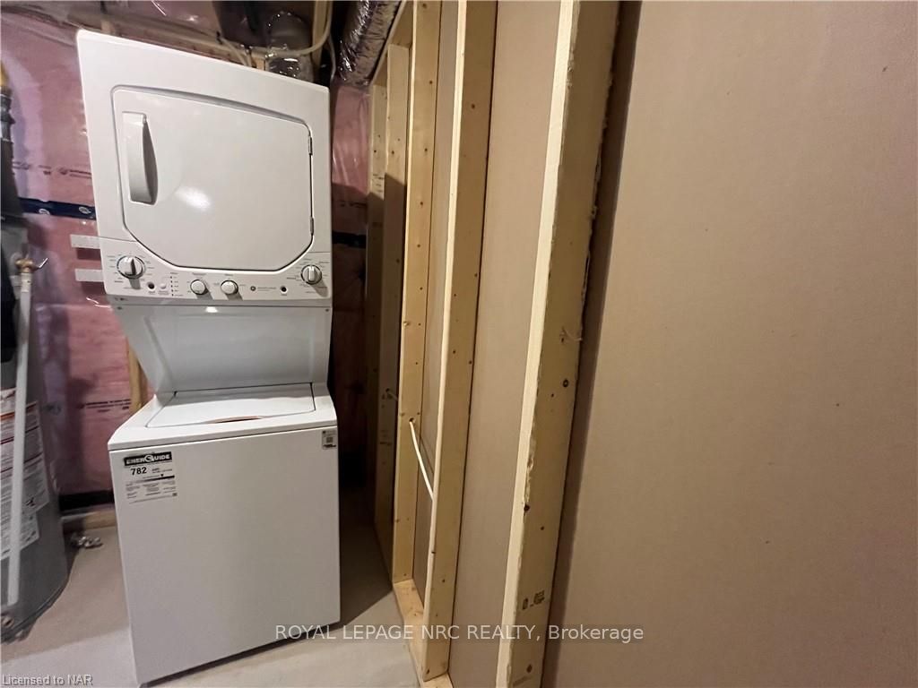 Photo 10 of Unit bsmt, 225 Bur Oak Drive, Thorold, Confederation Heights — HOMEH