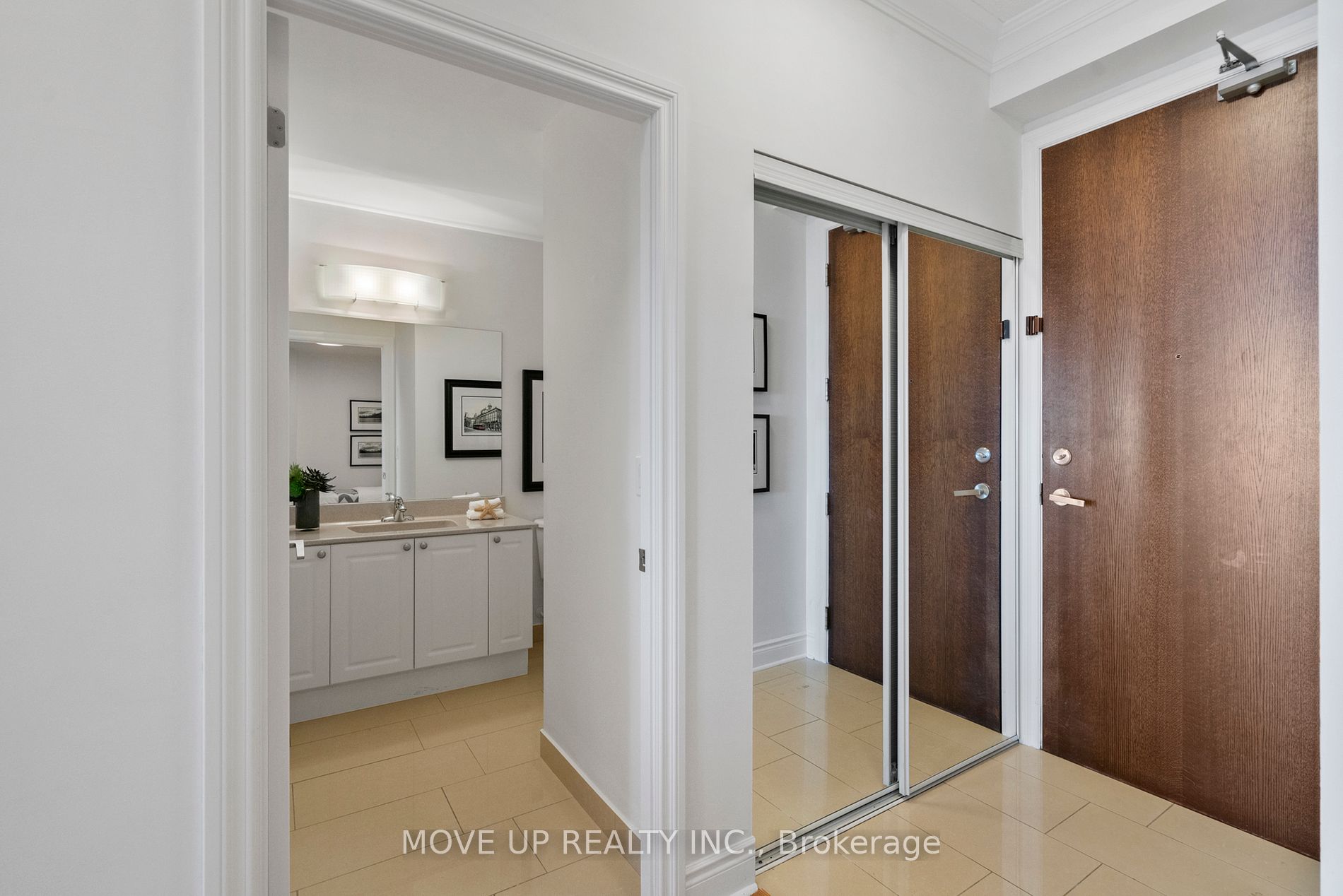 Photo 18 of Unit 2005, 7 North Park Road, Vaughan, Beverley Glen — HOMEH