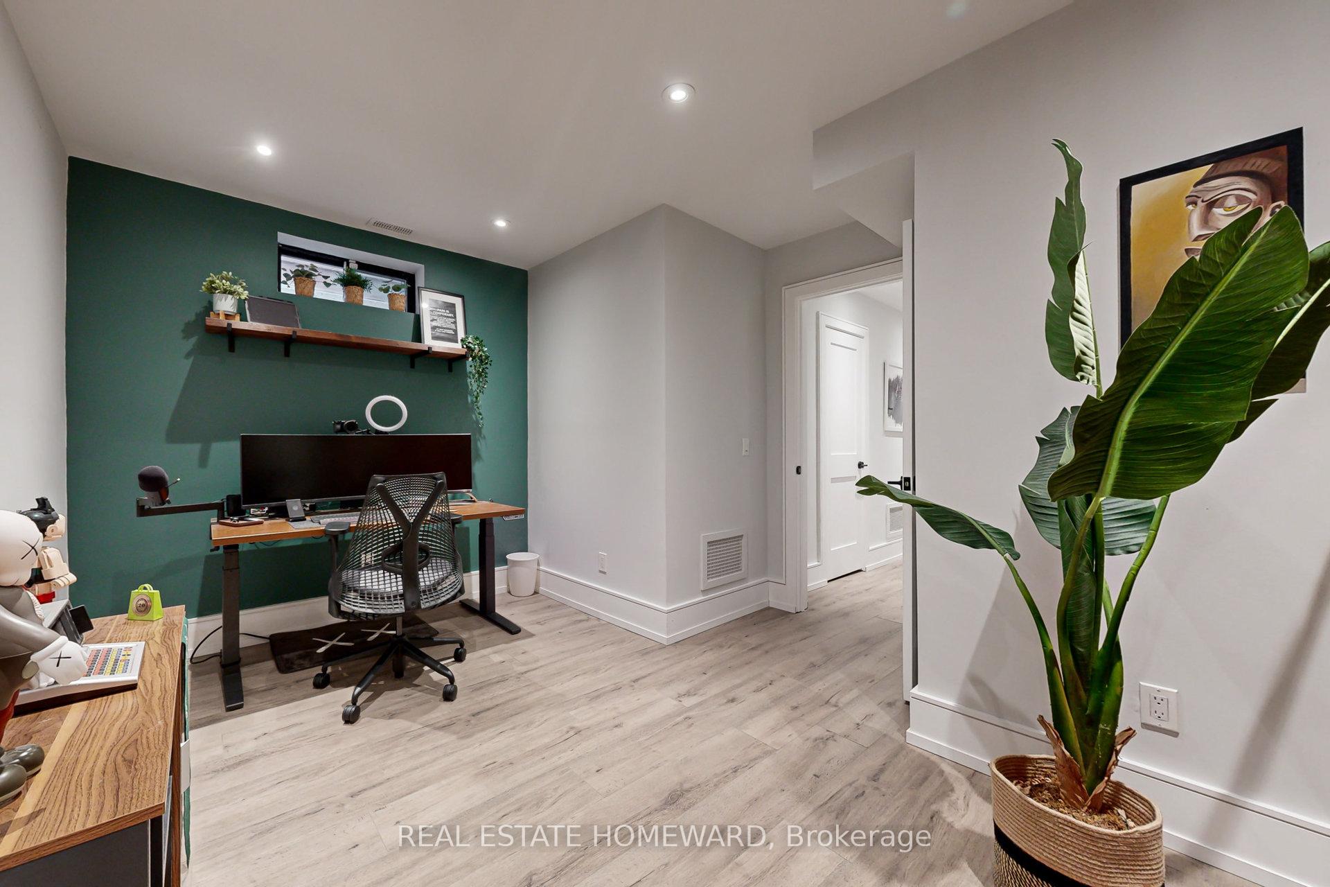 Photo 31 of 44 Endean Avenue, Toronto, South Riverdale — HOMEH