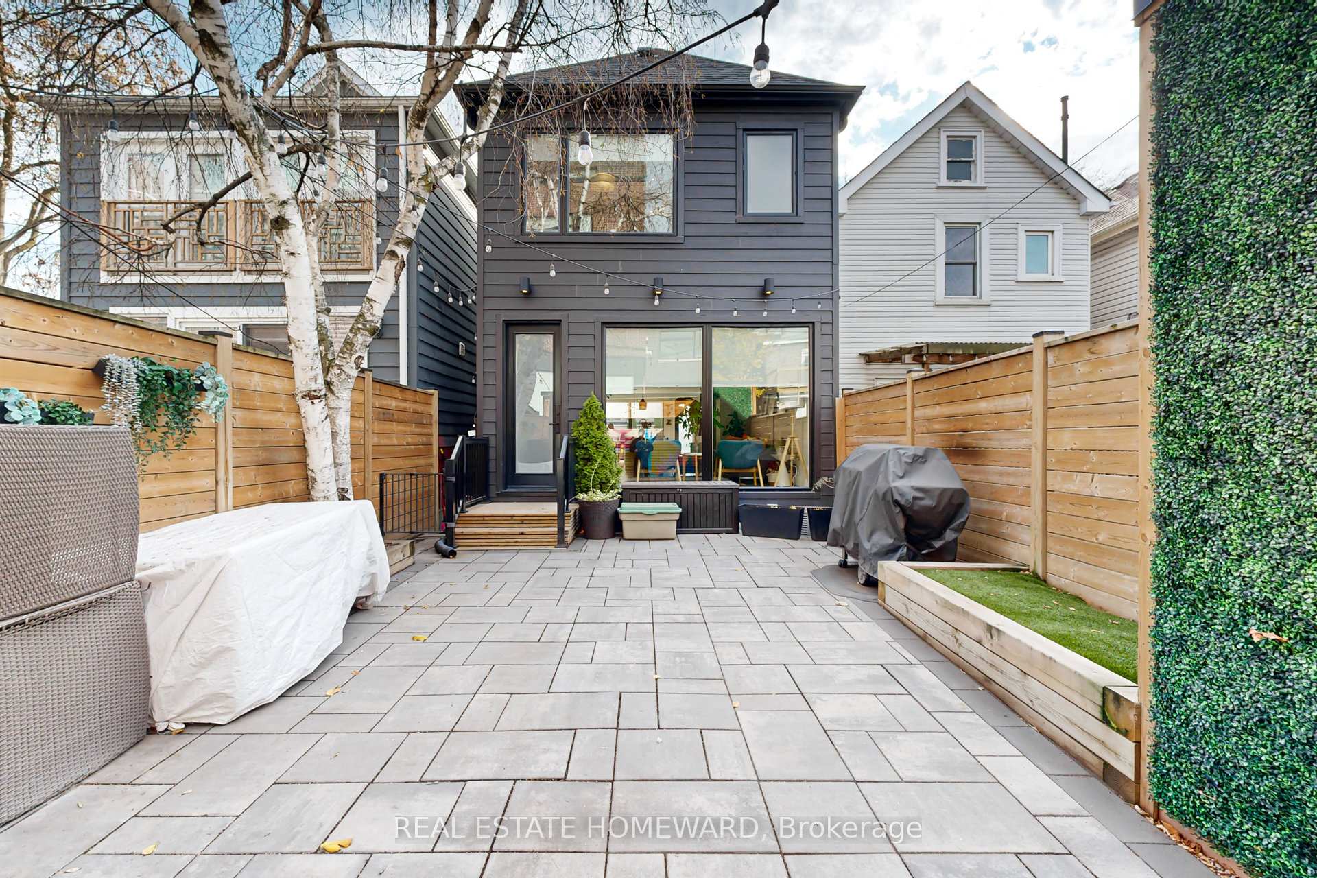 Photo 34 of 44 Endean Avenue, Toronto, South Riverdale — HOMEH