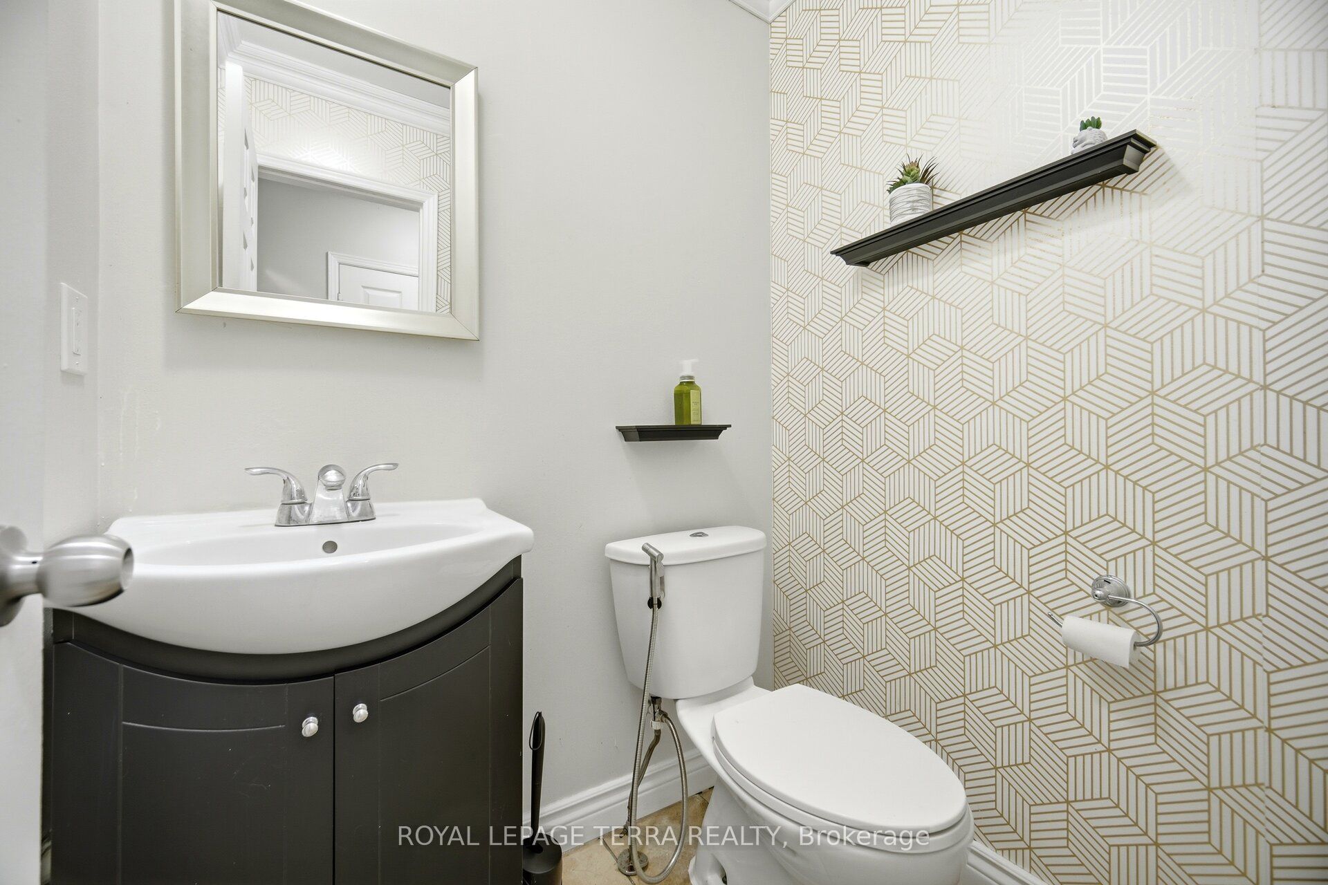 Photo 68 of 44 Carruthers Crescent, Barrie, Grove East — HOMEH