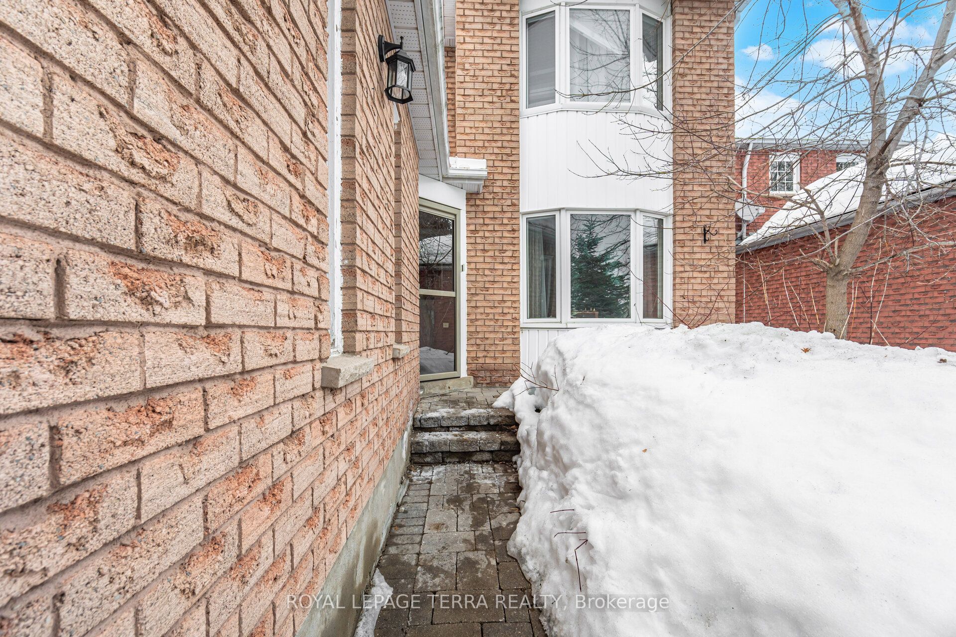 Photo 53 of 44 Carruthers Crescent, Barrie, Grove East — HOMEH