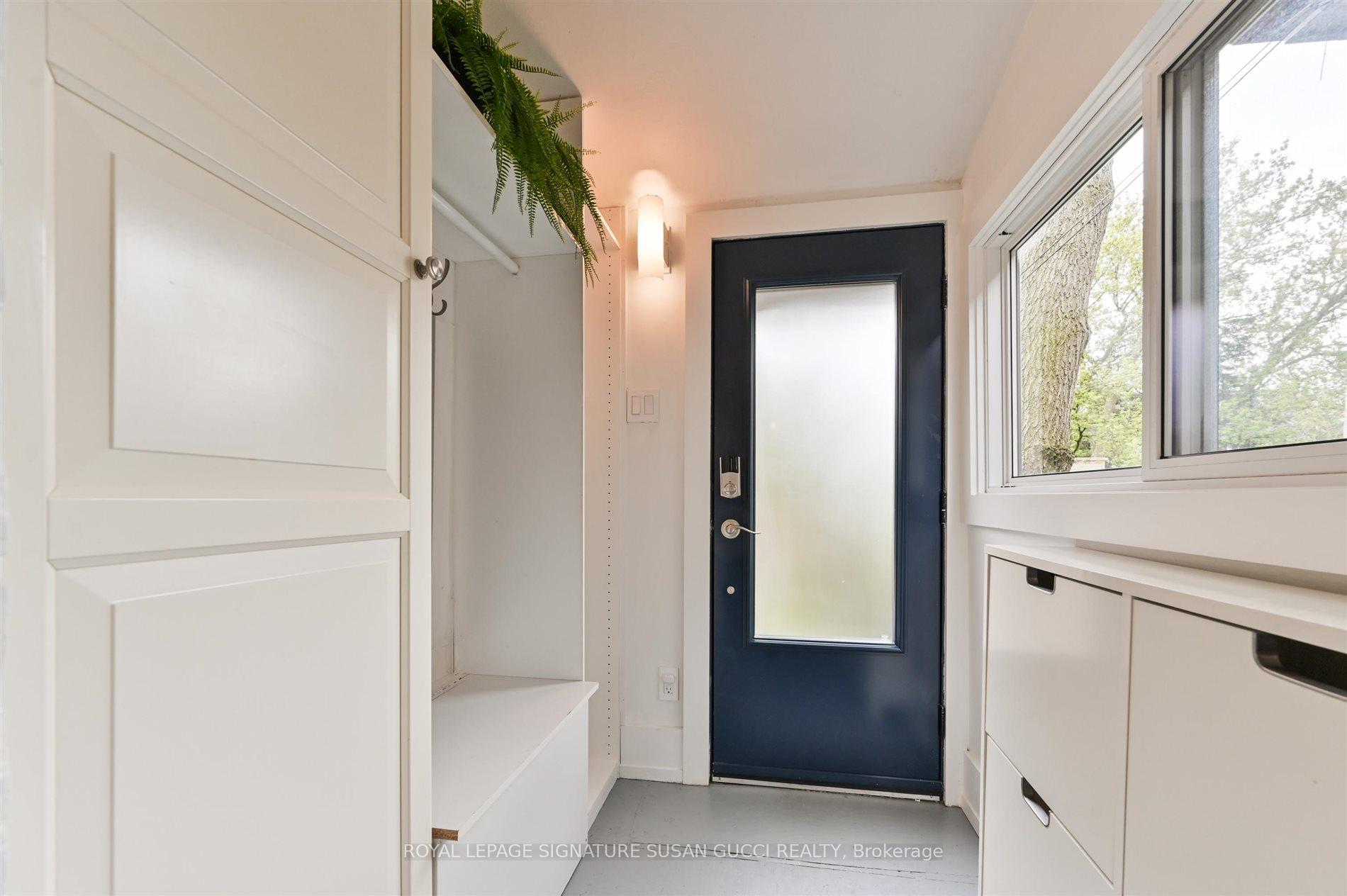 Photo 10 of 115 Aldwych Avenue, Toronto, Danforth Village-East York — HOMEH