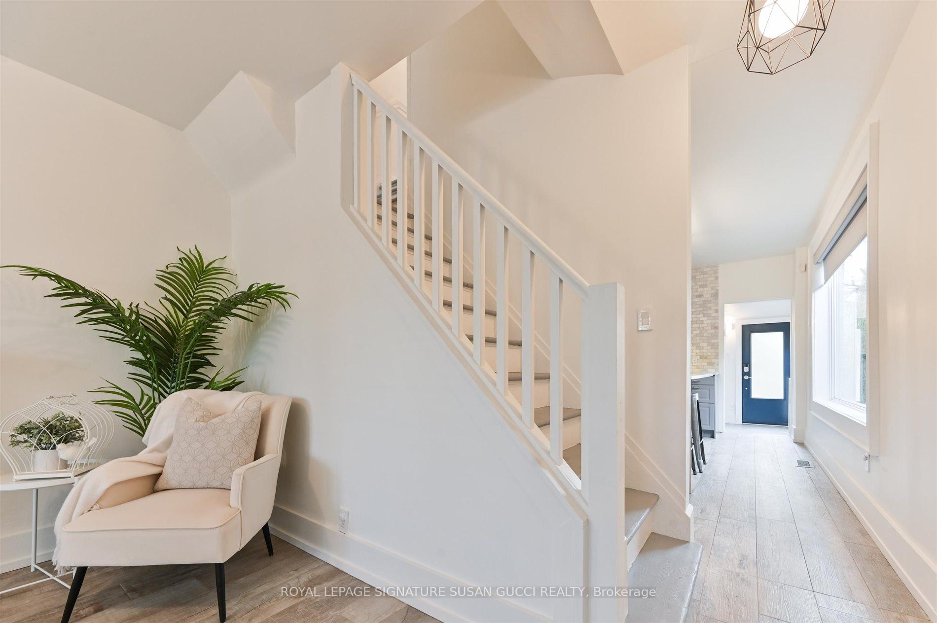 Photo 11 of 115 Aldwych Avenue, Toronto, Danforth Village-East York — HOMEH