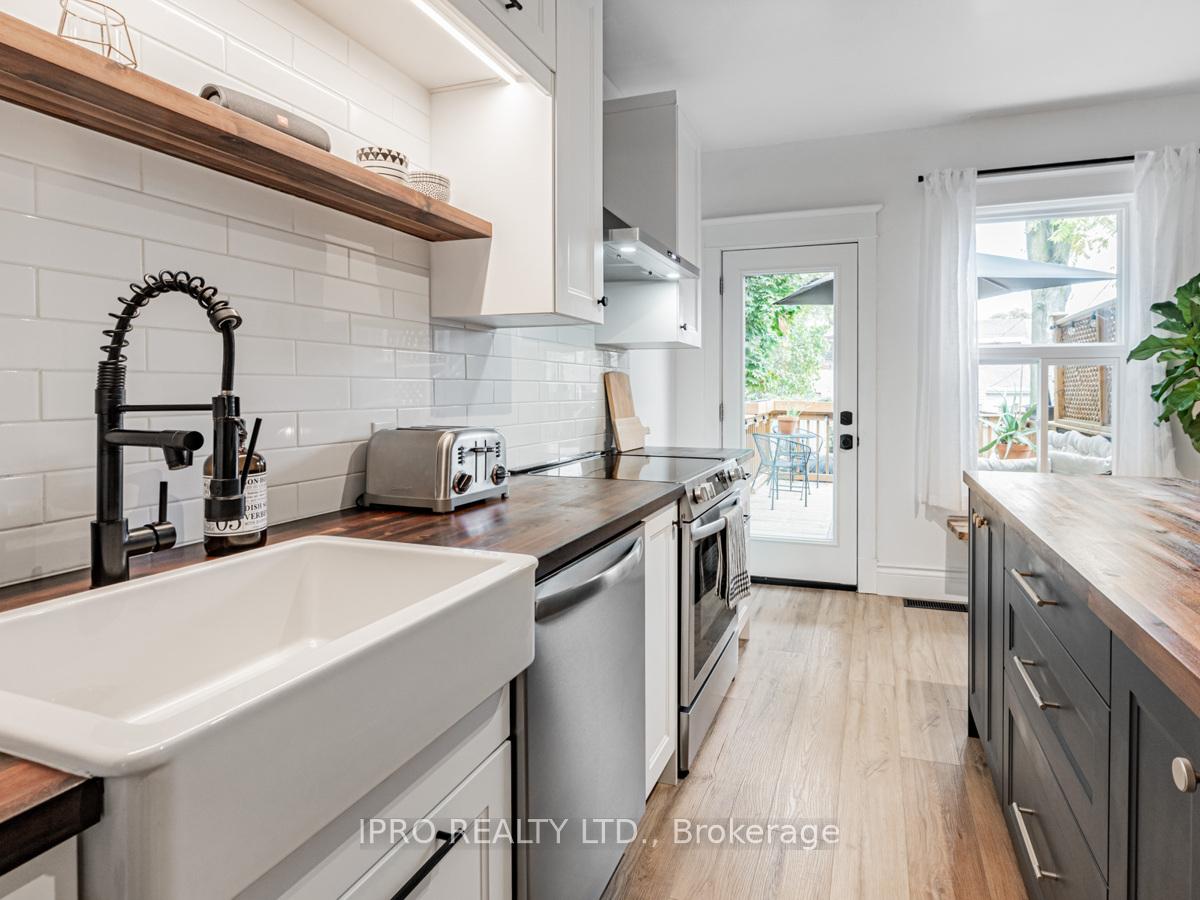 Photo 13 of 39 Bushell Avenue, Toronto, South Riverdale — HOMEH