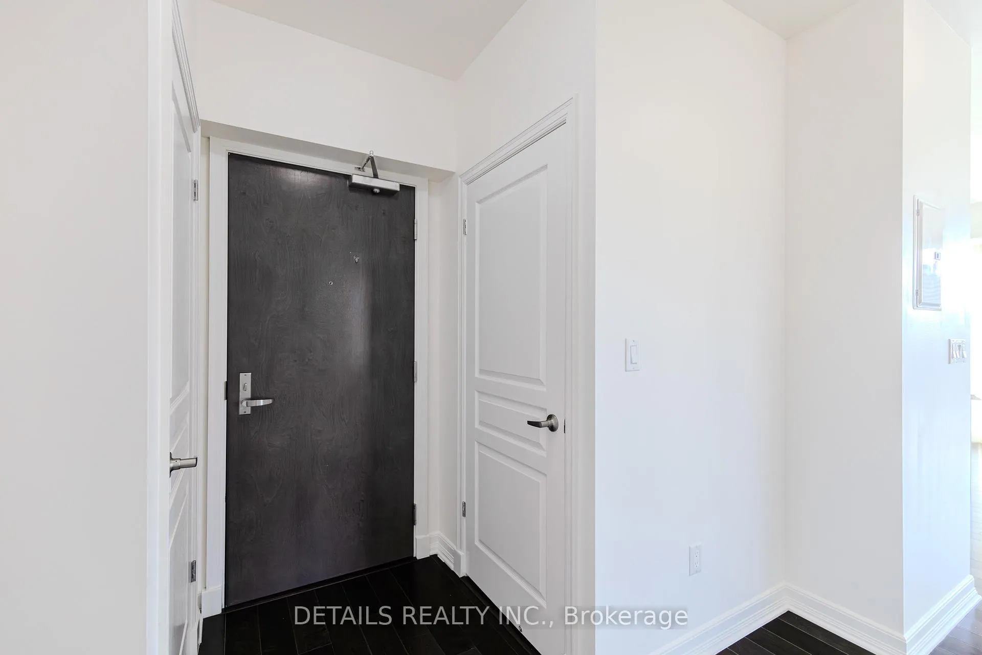 Photo 6 of Unit 717, 238 Besserer Street, Ottawa, Sandy Hill — HOMEH