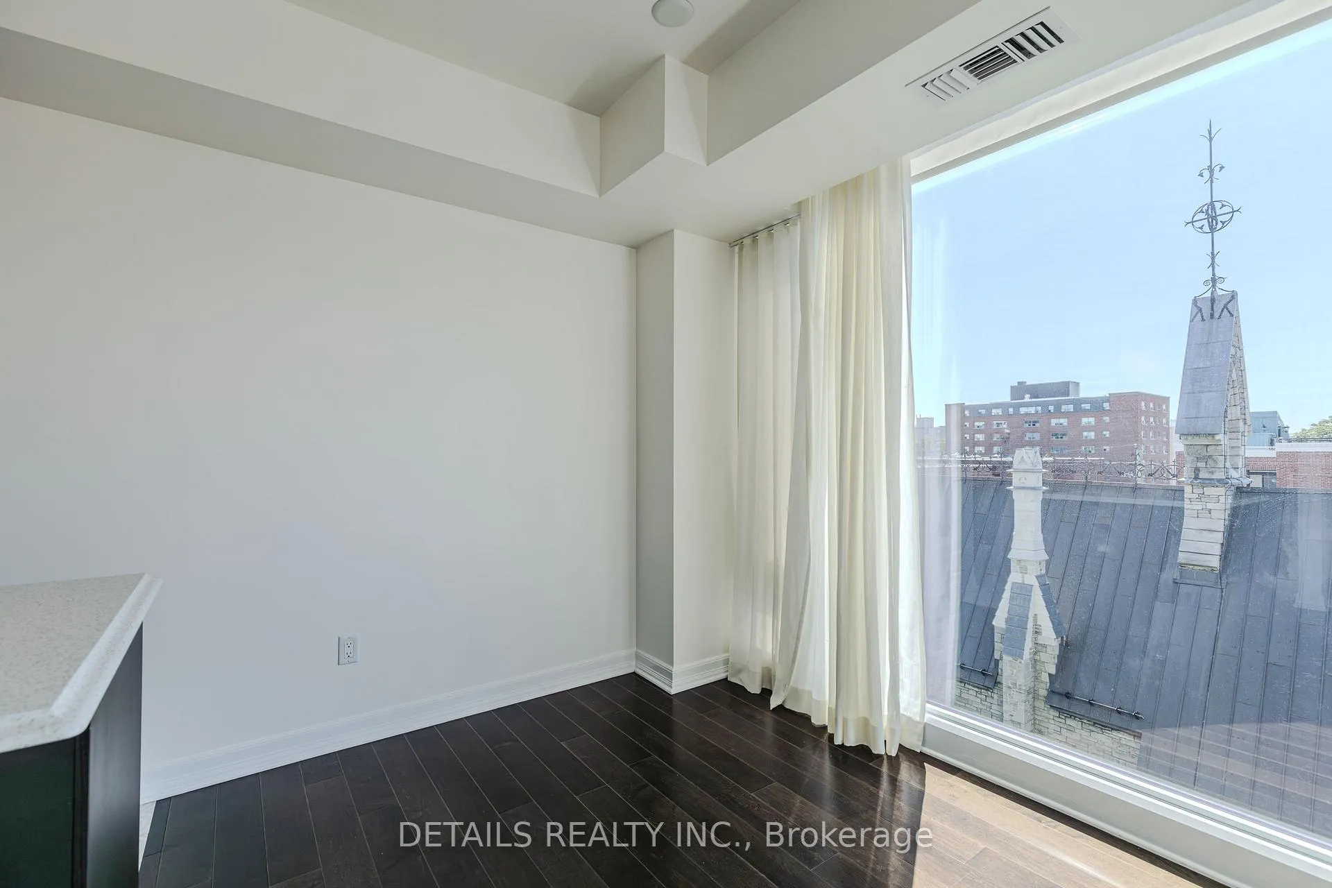 Photo 15 of Unit 717, 238 Besserer Street, Ottawa, Sandy Hill — HOMEH