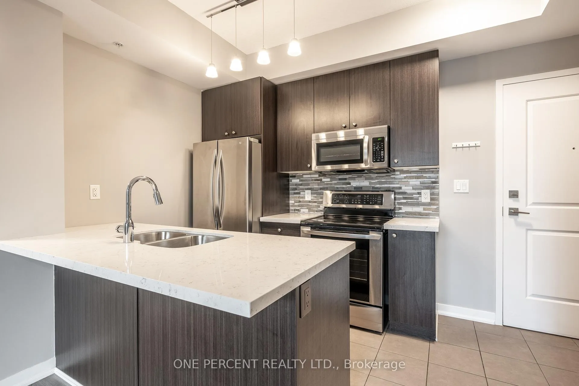 Photo 3 of Unit 304, 85 Robinson Street, Hamilton, Durand — HOMEH