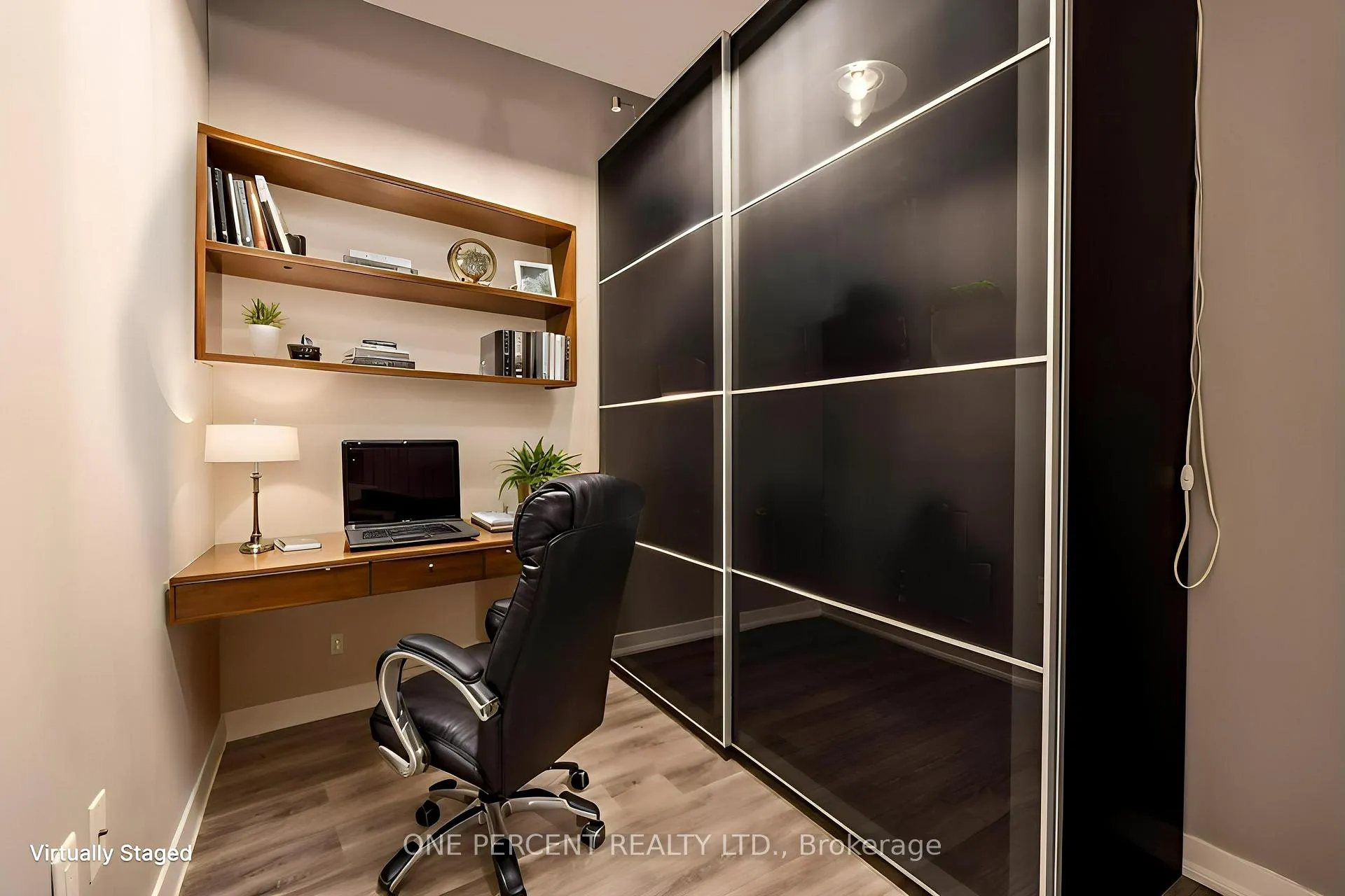 Photo 9 of Unit 304, 85 Robinson Street, Hamilton, Durand — HOMEH