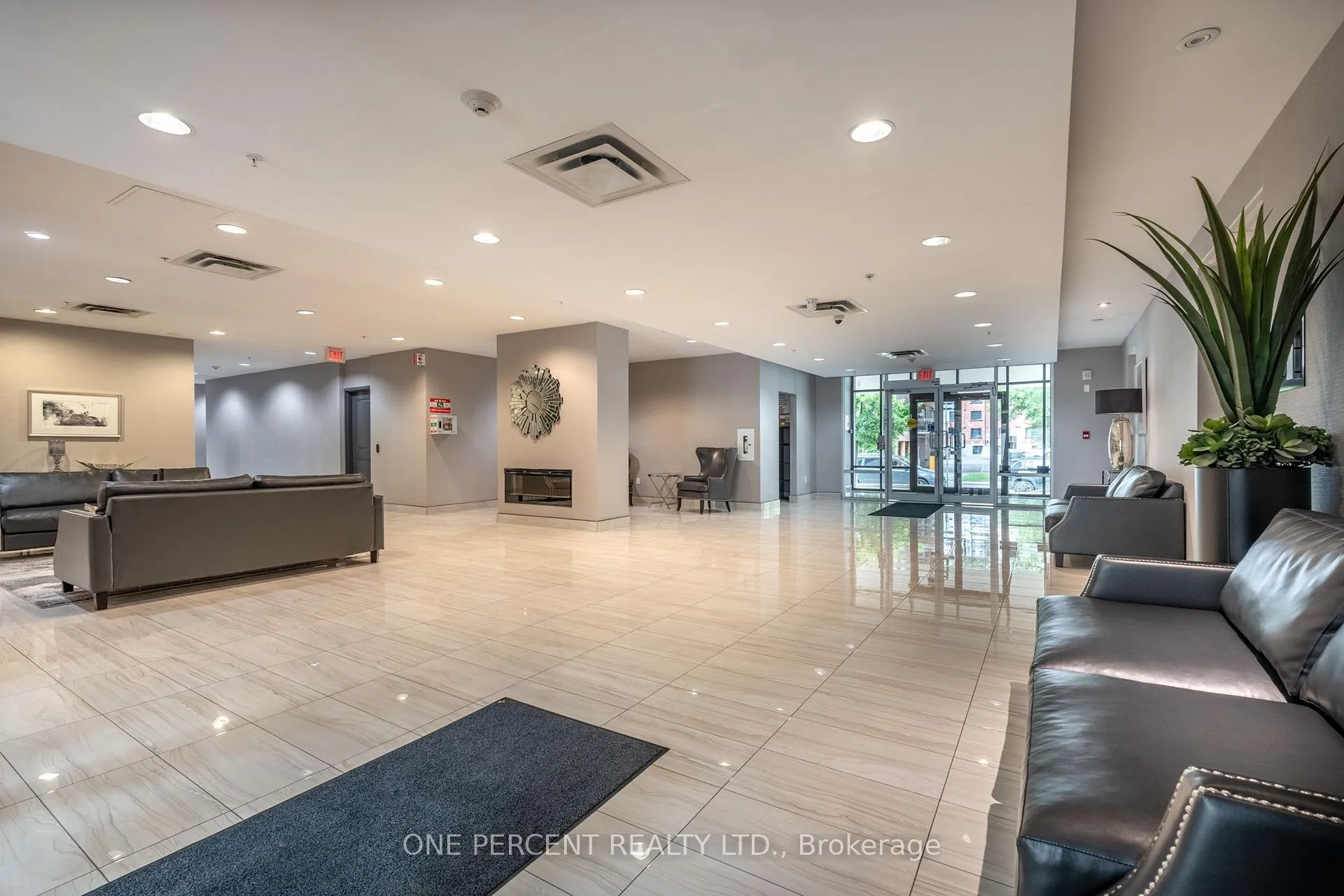 Photo 13 of Unit 304, 85 Robinson Street, Hamilton, Durand — HOMEH