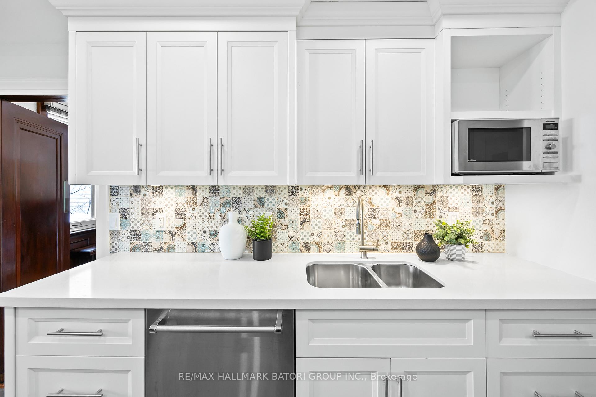 Photo 10 of 110 Heddington Avenue, Toronto, Lawrence Park South — HOMEH