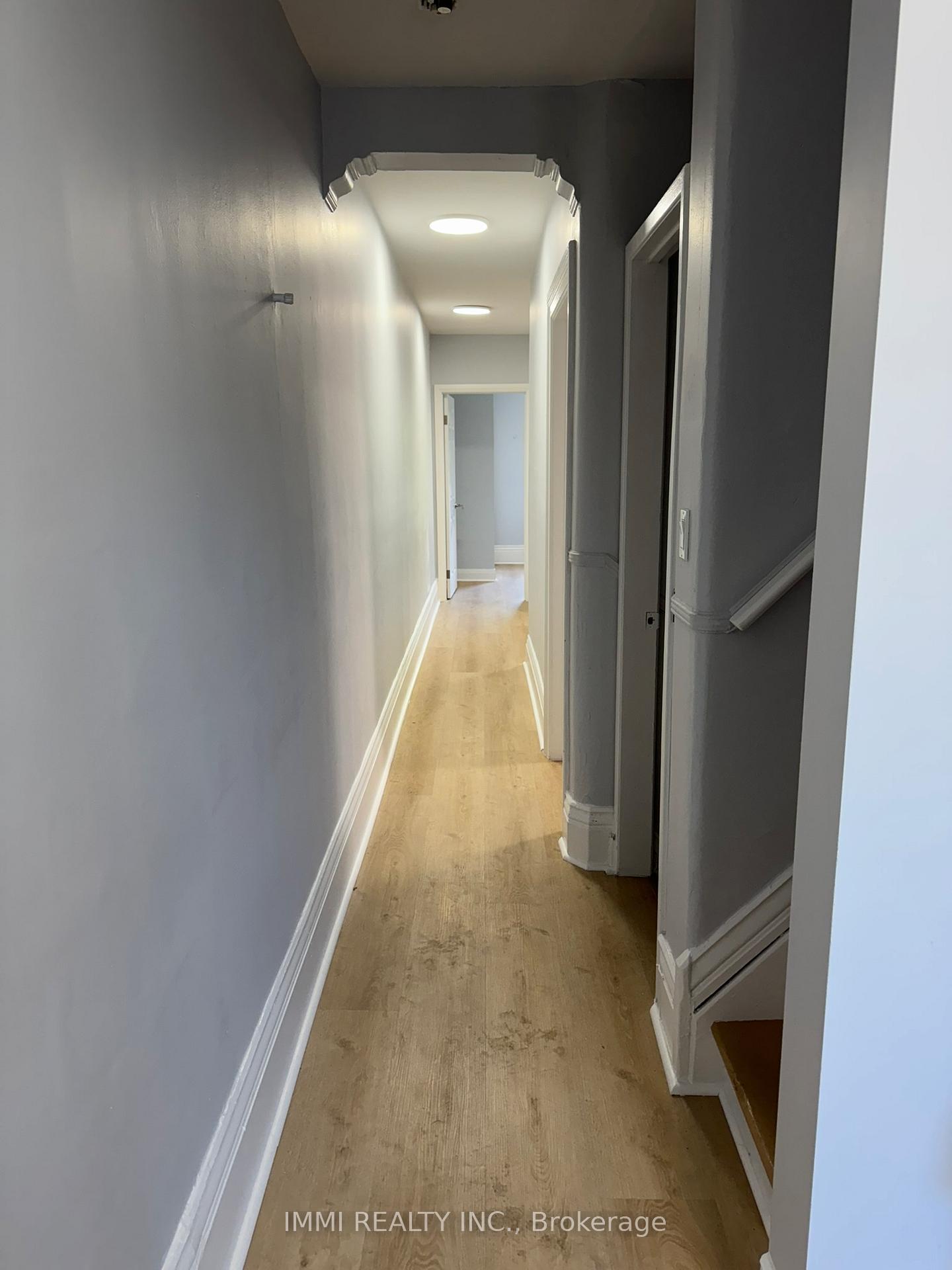 Photo 6 of Unit 301, 618 Bathurst Street, Toronto, Palmerston-Little Italy — HOMEH