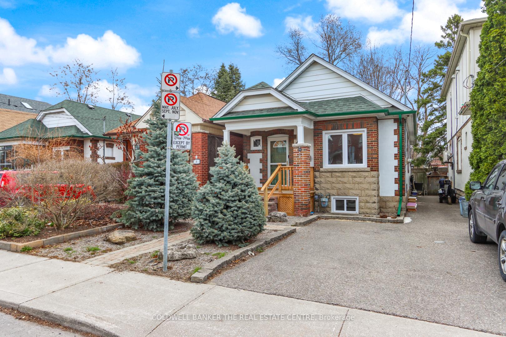 Photo 3 of 5 Pepler Avenue, Toronto, East York — HOMEH