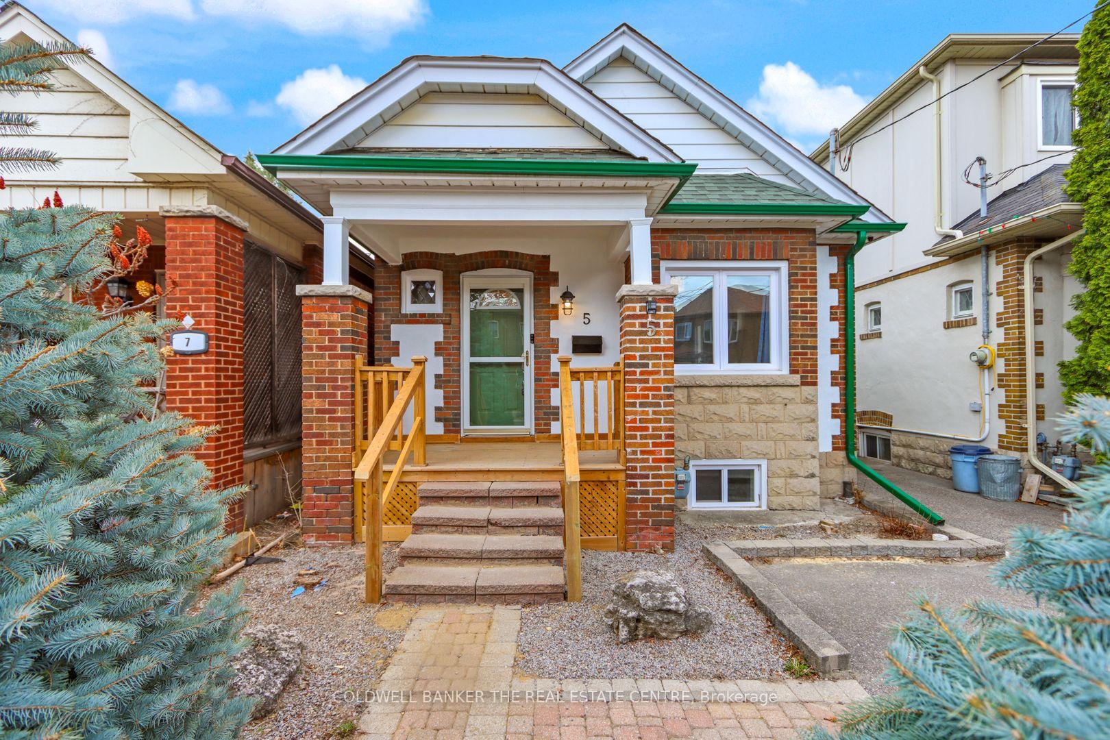 Photo 5 of 5 Pepler Avenue, Toronto, East York — HOMEH