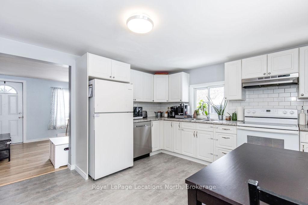 Photo 2 of 217 John Street, Tay, Victoria Harbour — HOMEH