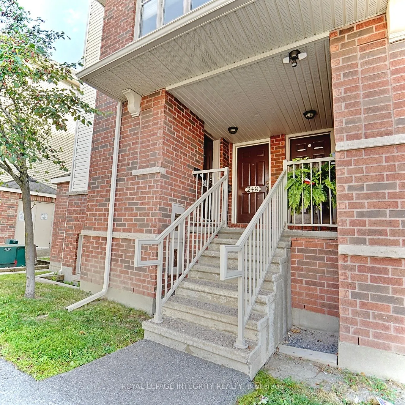 Photo 3 of Unit 6, 251 Keltie Private, Ottawa, Barrhaven - Longfields — HOMEH