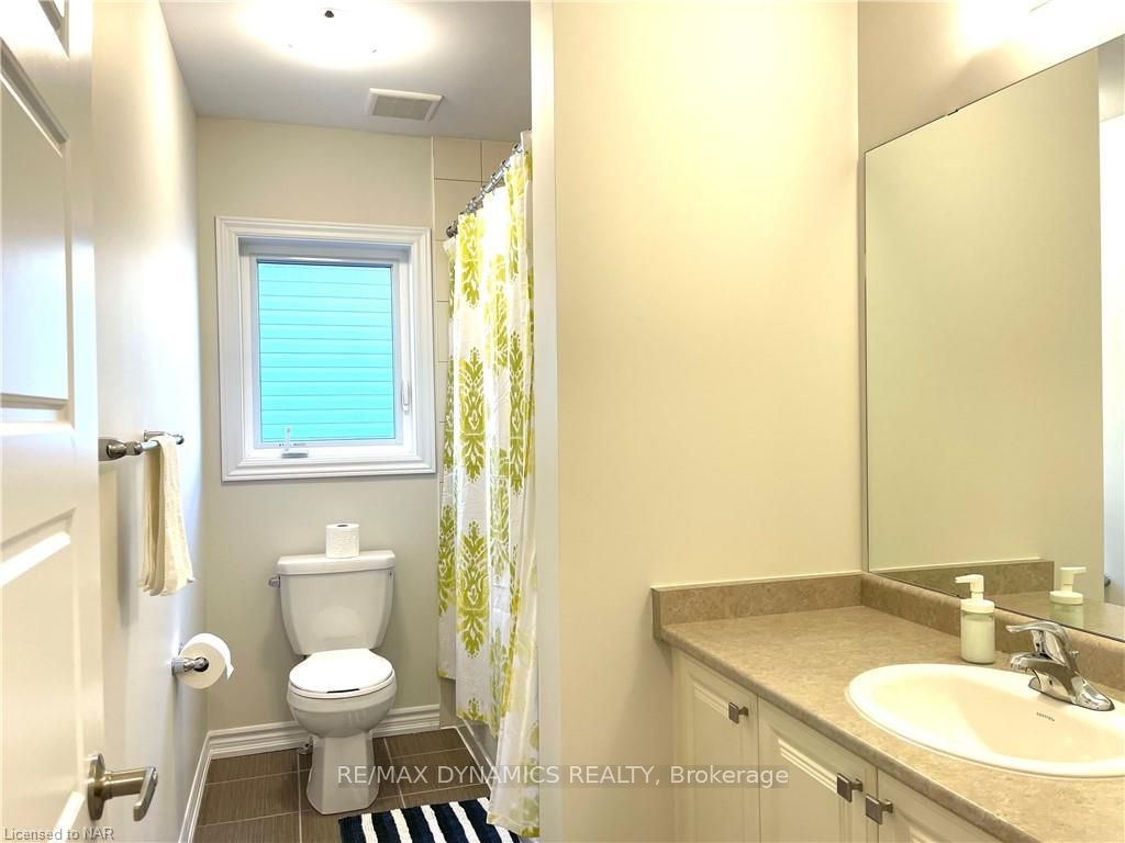 Photo 10 of 6 Explorer Way, Thorold, Rolling Meadows — HOMEH