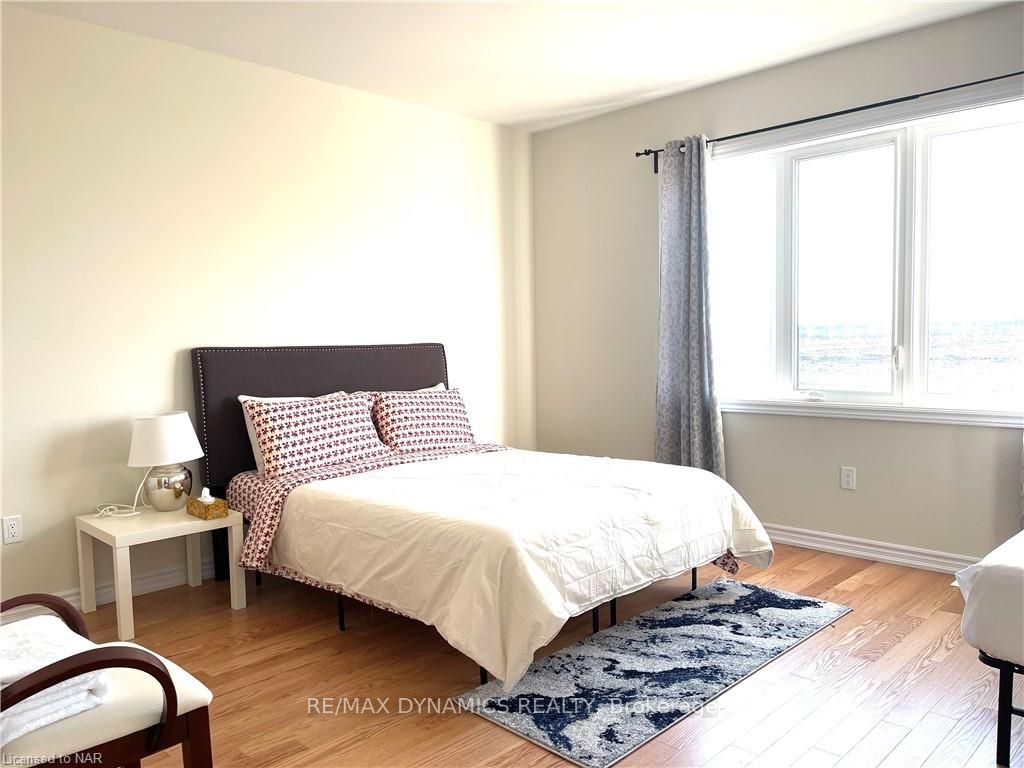 Photo 14 of 6 Explorer Way, Thorold, Rolling Meadows — HOMEH