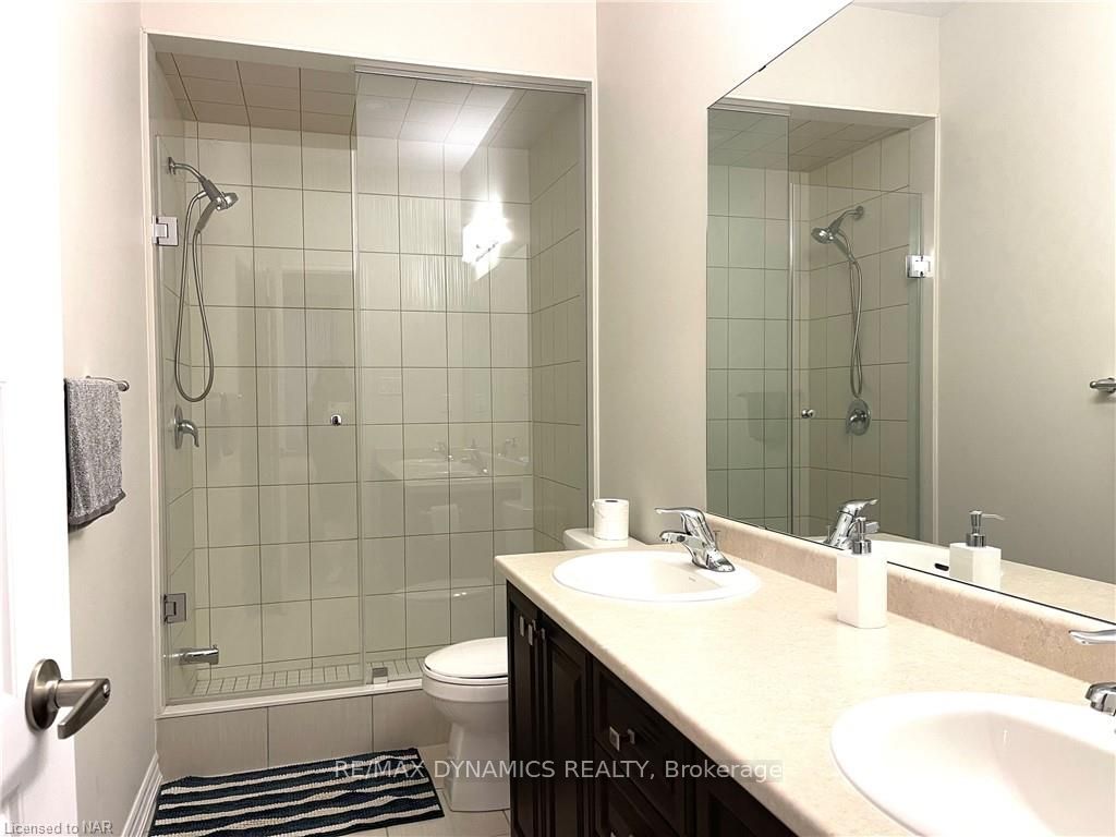 Photo 18 of 6 Explorer Way, Thorold, Rolling Meadows — HOMEH