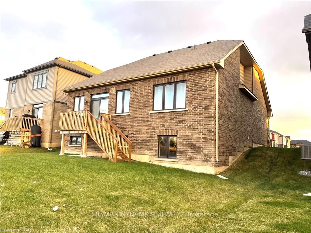 Photo 26 of 6 Explorer Way, Thorold, Rolling Meadows — HOMEH