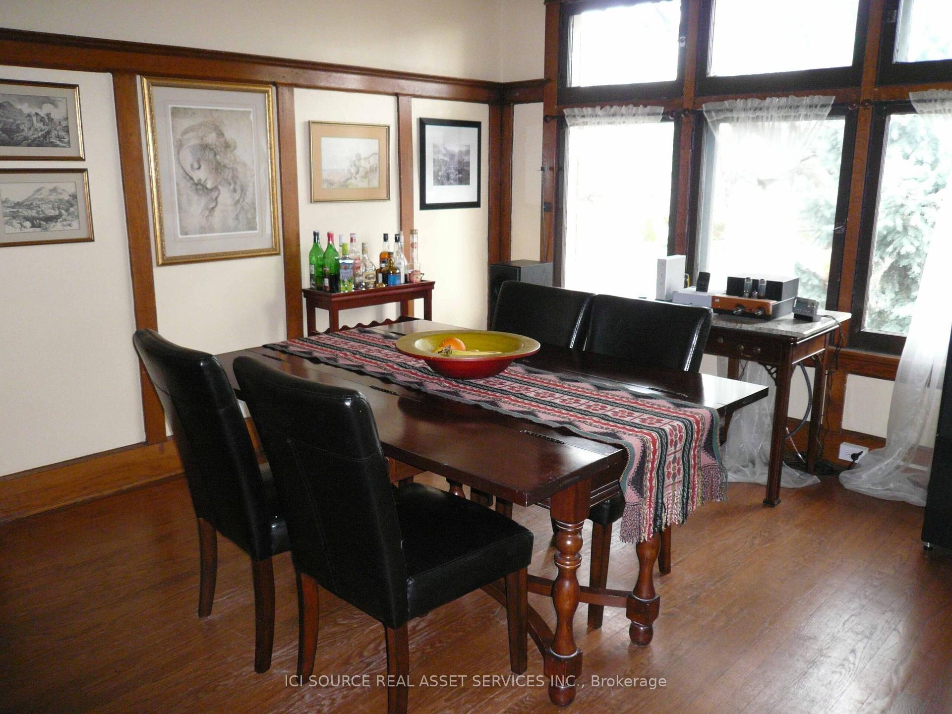 Photo 3 of Unit 2, 45 A Benlamond Avenue, Toronto, East End-Danforth — HOMEH