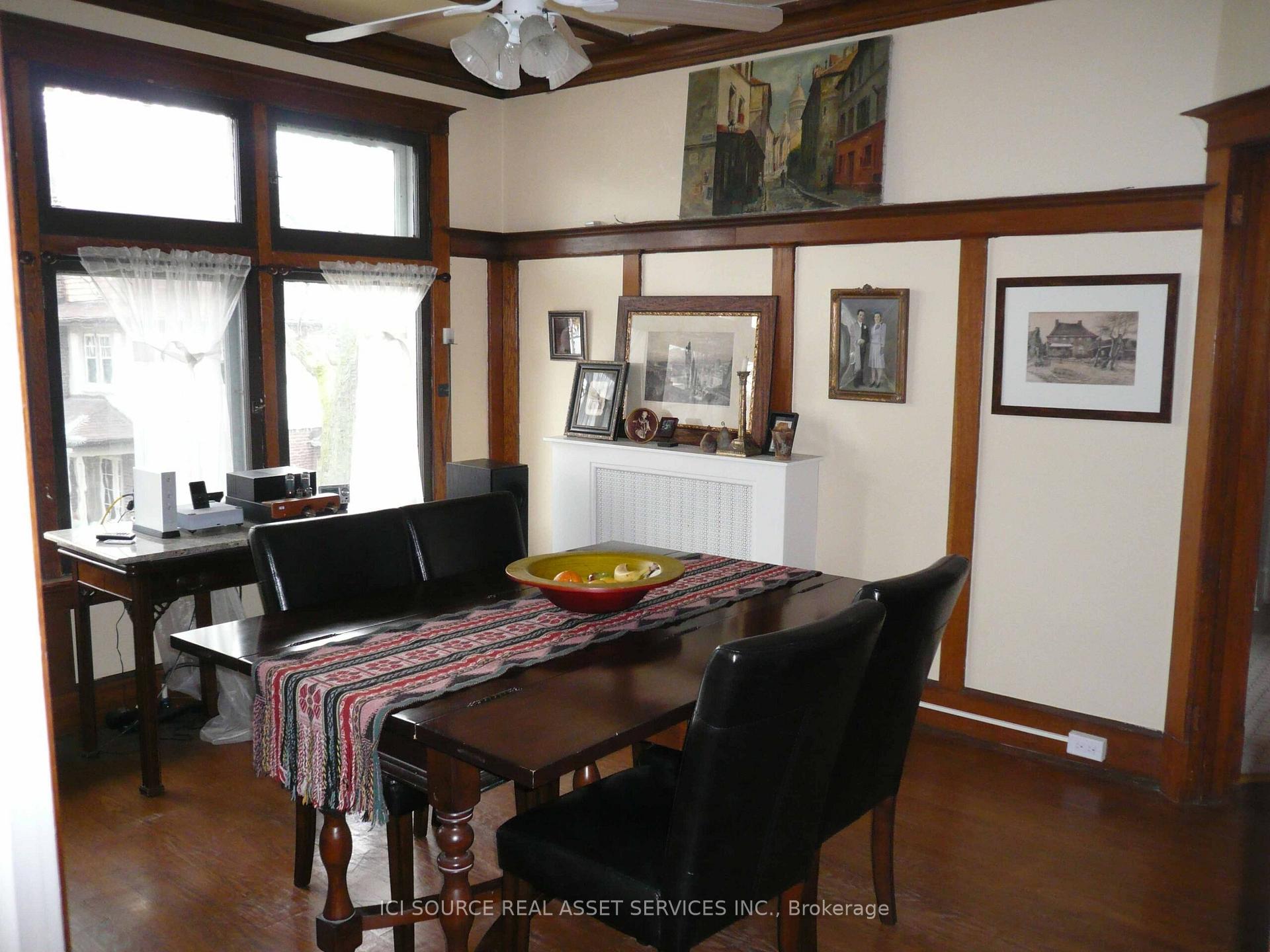 Photo 4 of Unit 2, 45 A Benlamond Avenue, Toronto, East End-Danforth — HOMEH