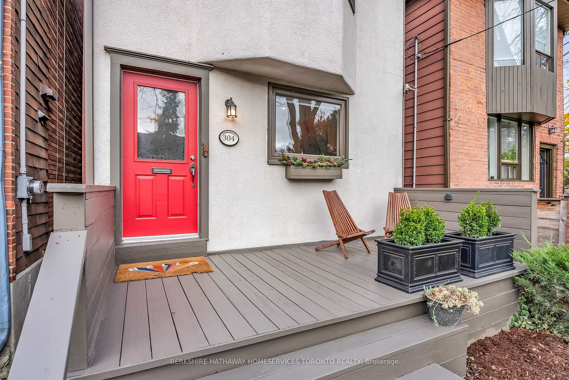 Photo 2 of 304 Withrow Avenue, Toronto, Blake-Jones — HOMEH