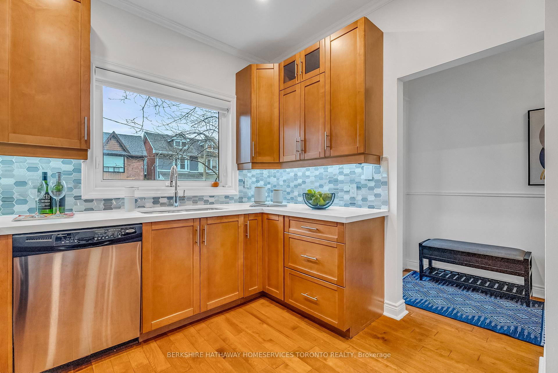Photo 6 of 304 Withrow Avenue, Toronto, Blake-Jones — HOMEH