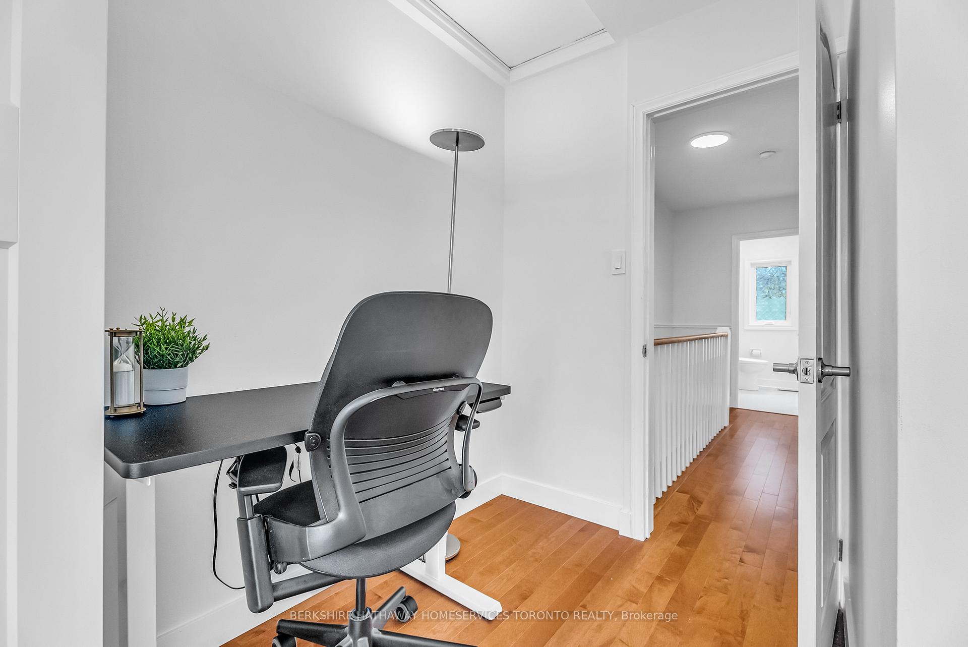 Photo 23 of 304 Withrow Avenue, Toronto, Blake-Jones — HOMEH