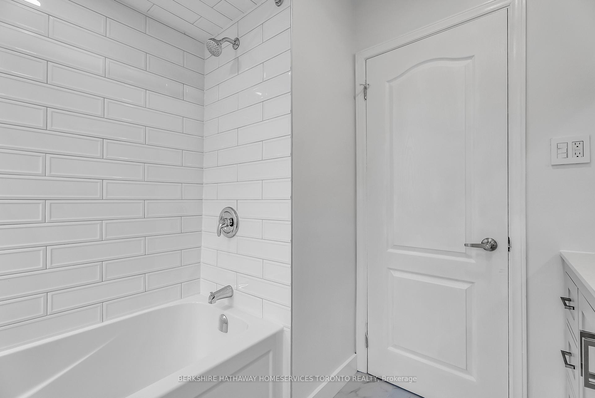 Photo 28 of 304 Withrow Avenue, Toronto, Blake-Jones — HOMEH