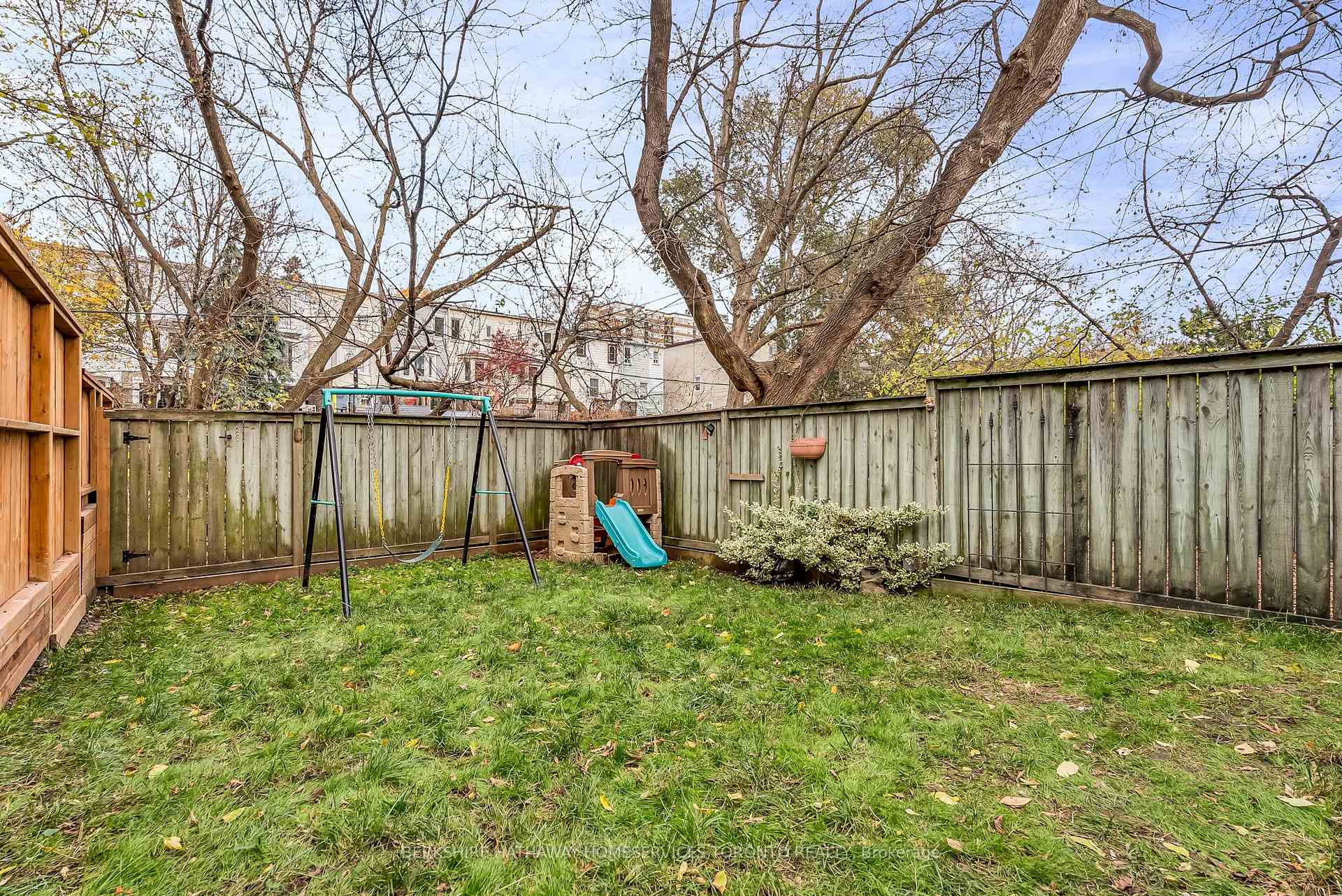 Photo 36 of 304 Withrow Avenue, Toronto, Blake-Jones — HOMEH