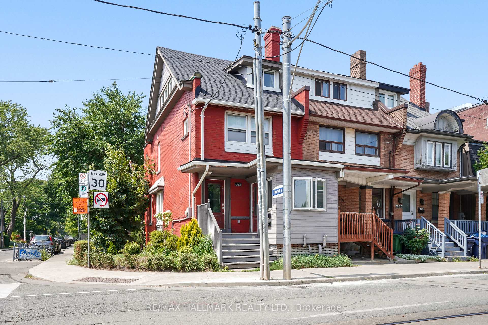 Photo 1 of Unit Unit 2, 702 Bathurst Street, Toronto, Palmerston-Little Italy — HOMEH