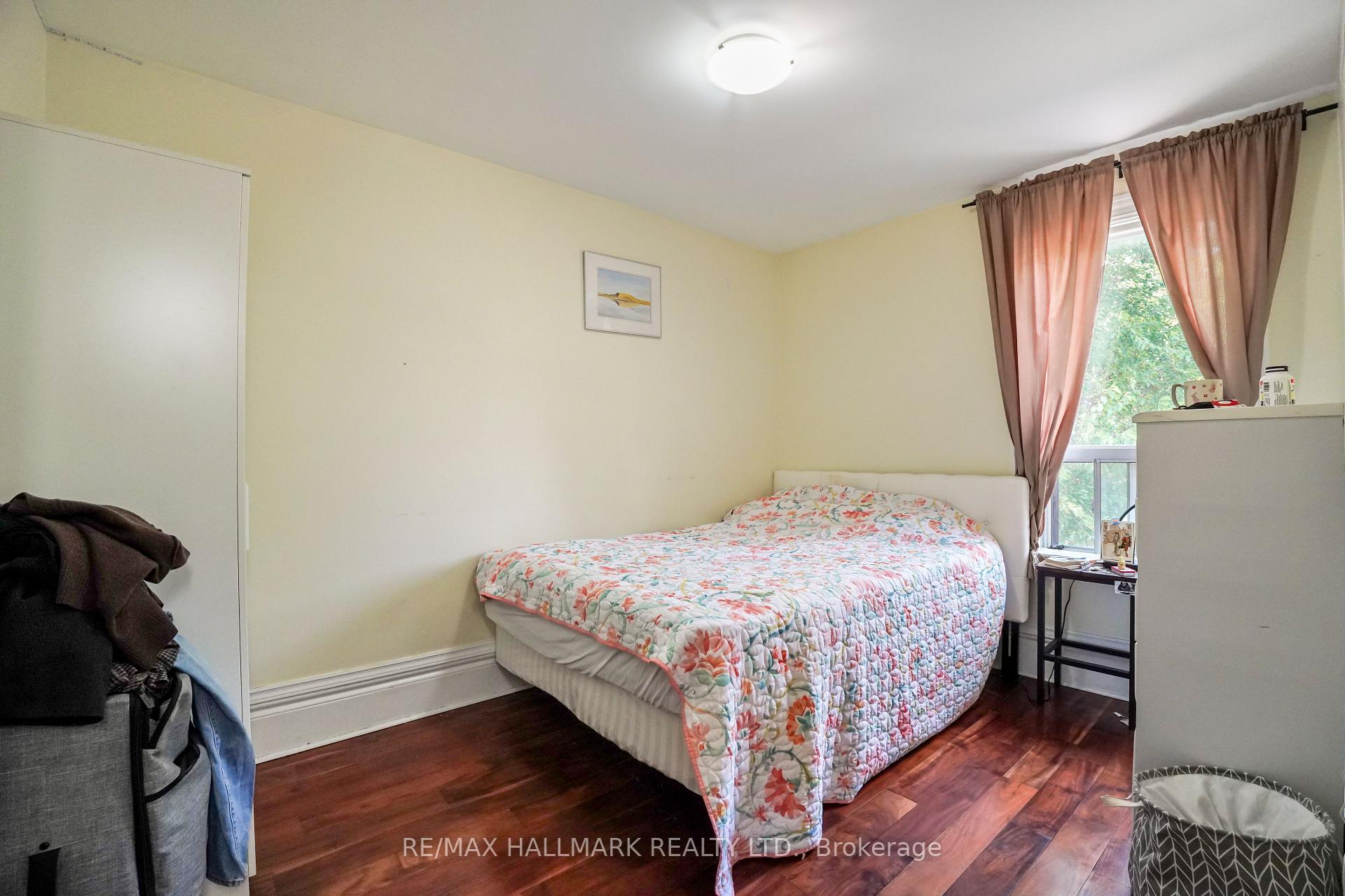 Photo 6 of Unit Unit 2, 702 Bathurst Street, Toronto, Palmerston-Little Italy — HOMEH