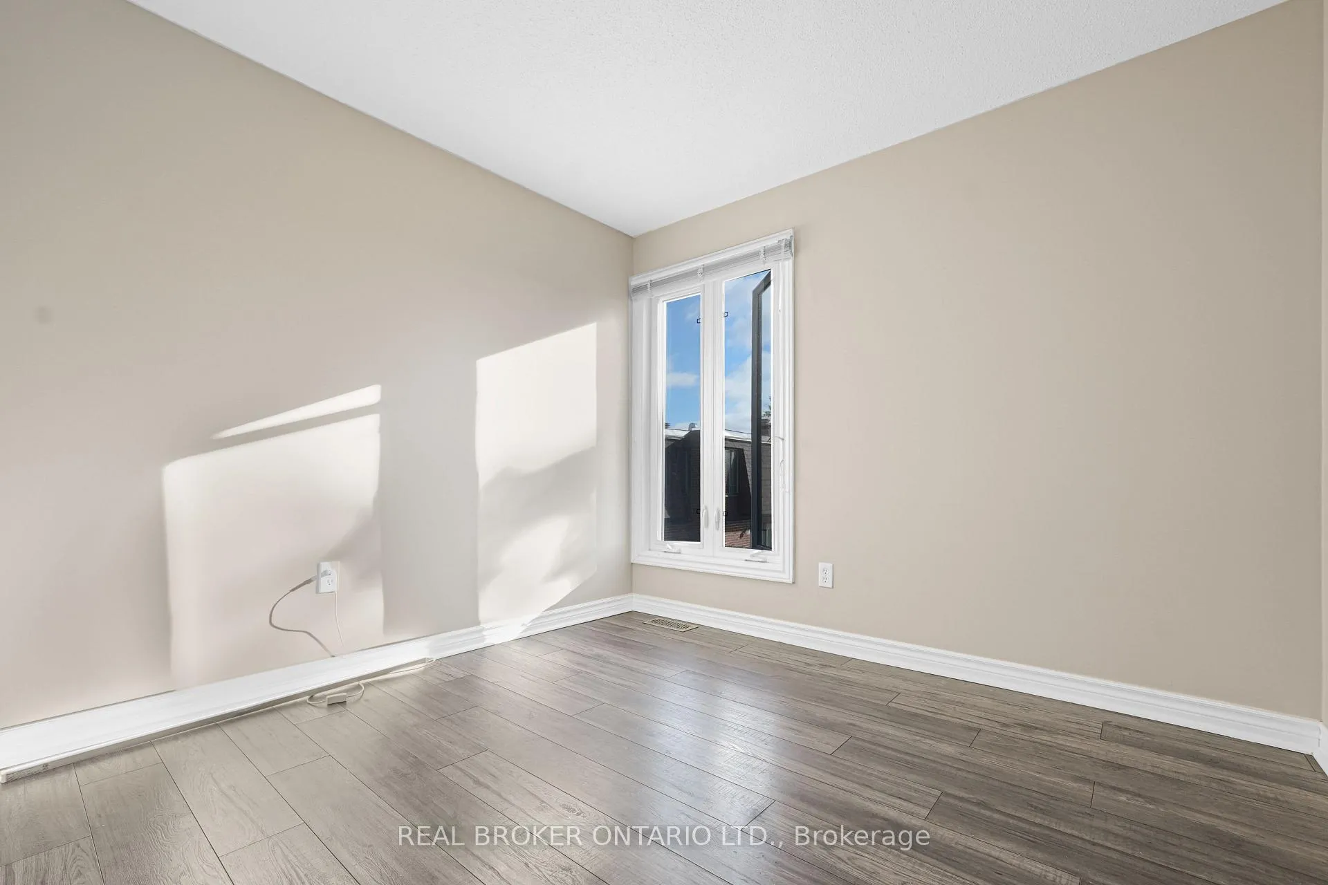 Photo 18 of Unit 10, 890 Cahill Drive W, Ottawa, Hunt Club — HOMEH