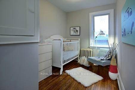 Photo 7 of 17 Avonlea Boulevard, Toronto, East End-Danforth — HOMEH