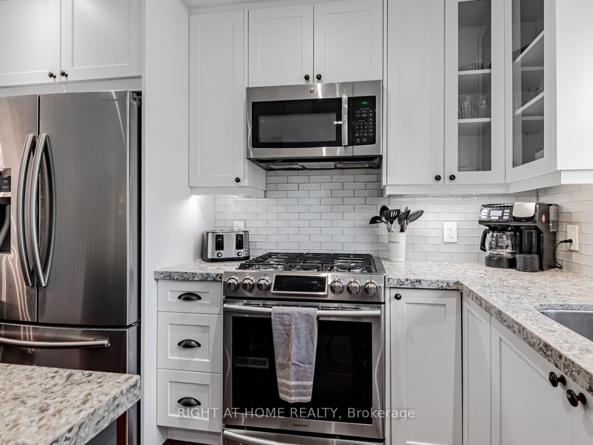 Photo 13 of 98 Douglas Avenue, Toronto, Lawrence Park North — HOMEH