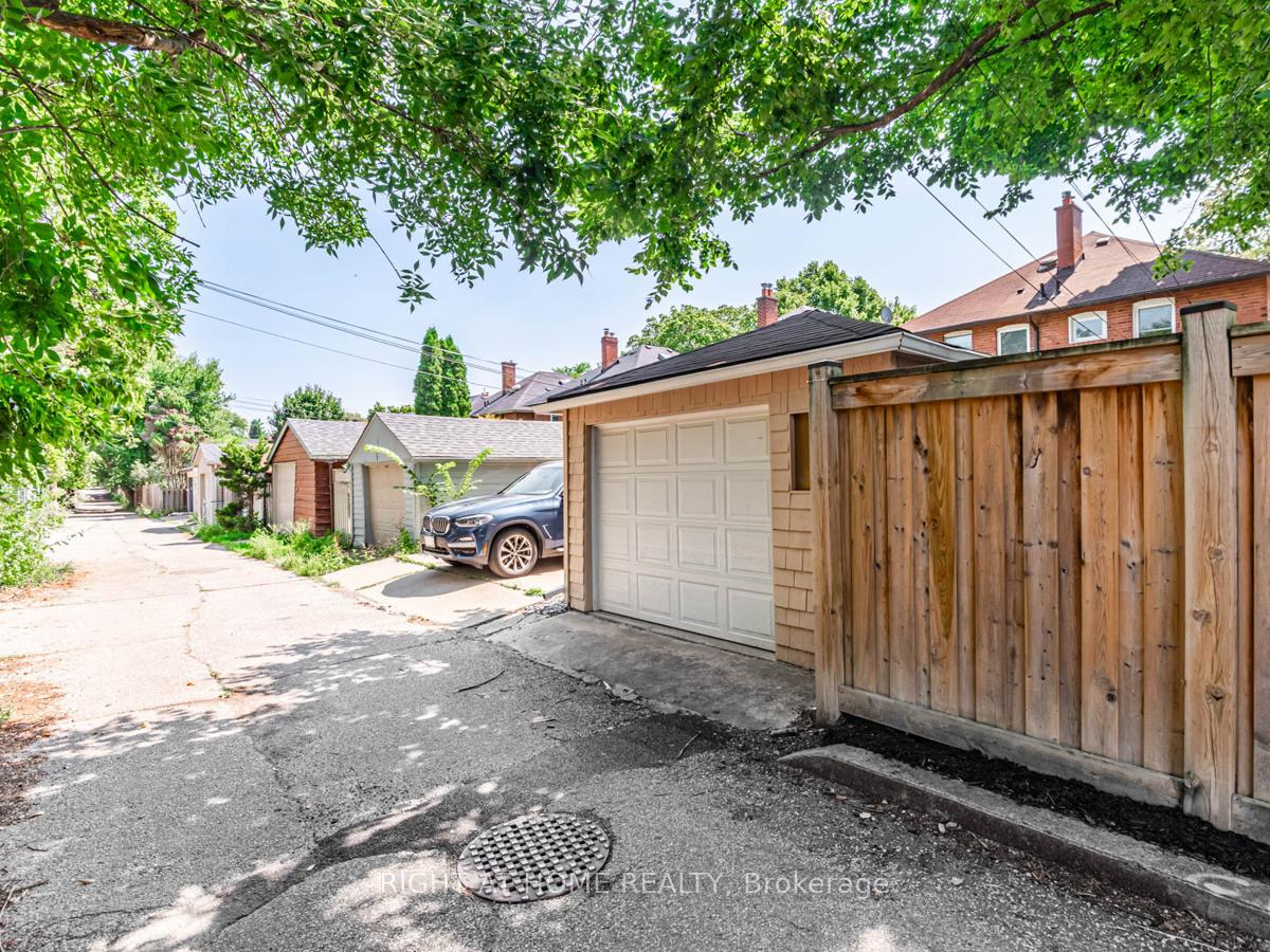 Photo 34 of 98 Douglas Avenue, Toronto, Lawrence Park North — HOMEH