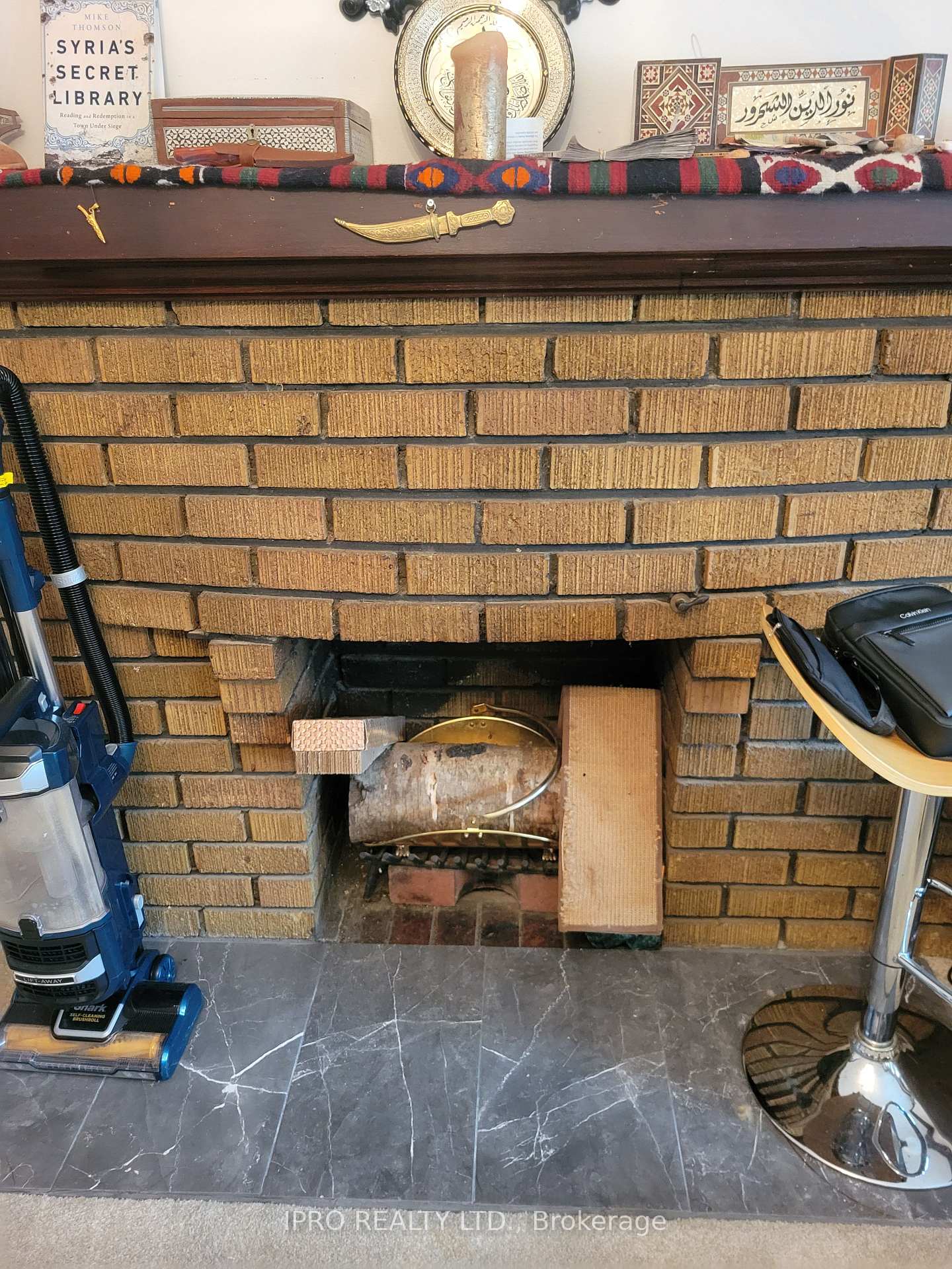 Photo 3 of Unit Main Fl, 751 Coxwell Avenue, Toronto, Danforth — HOMEH