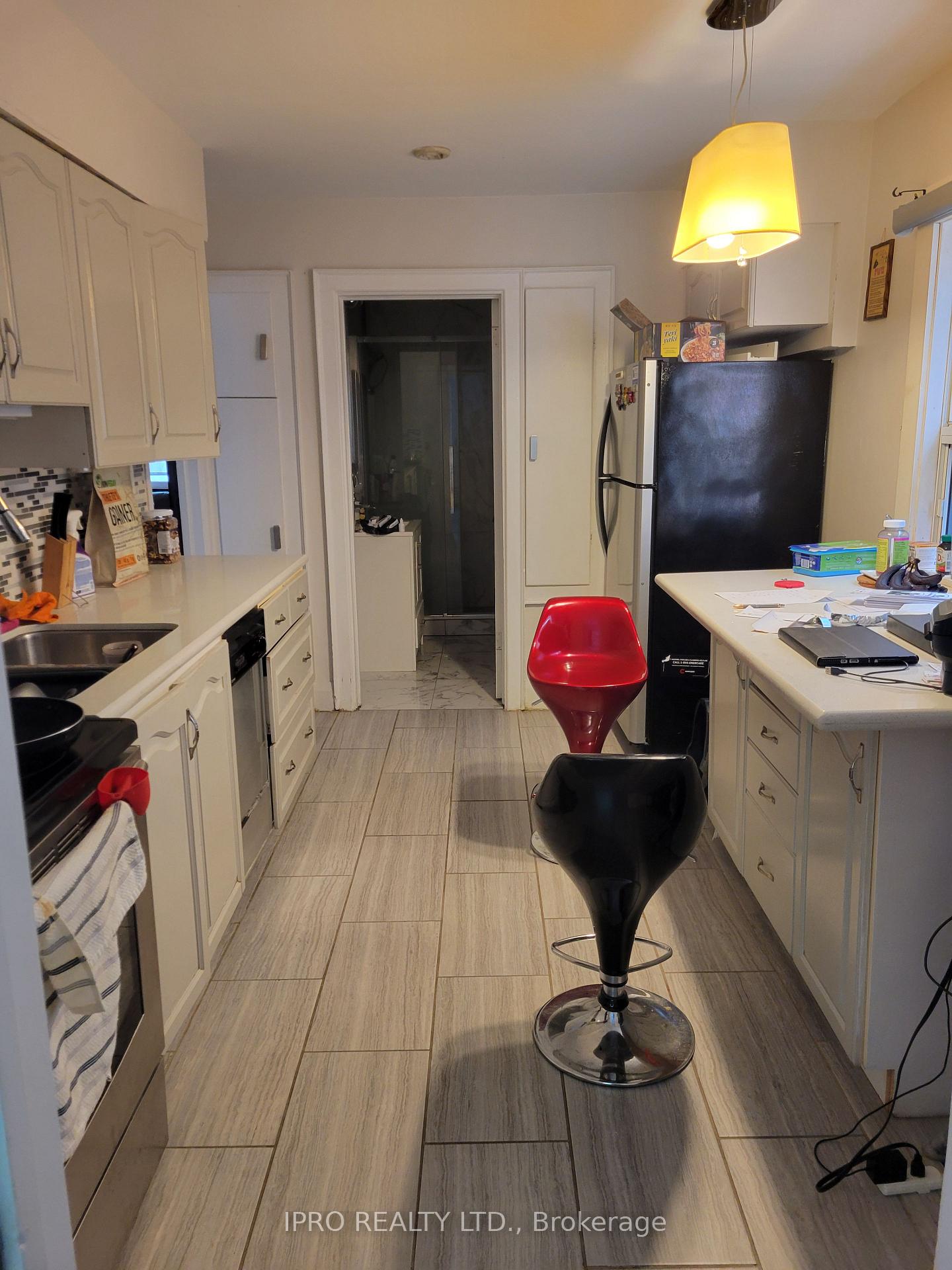 Photo 5 of Unit Main Fl, 751 Coxwell Avenue, Toronto, Danforth — HOMEH