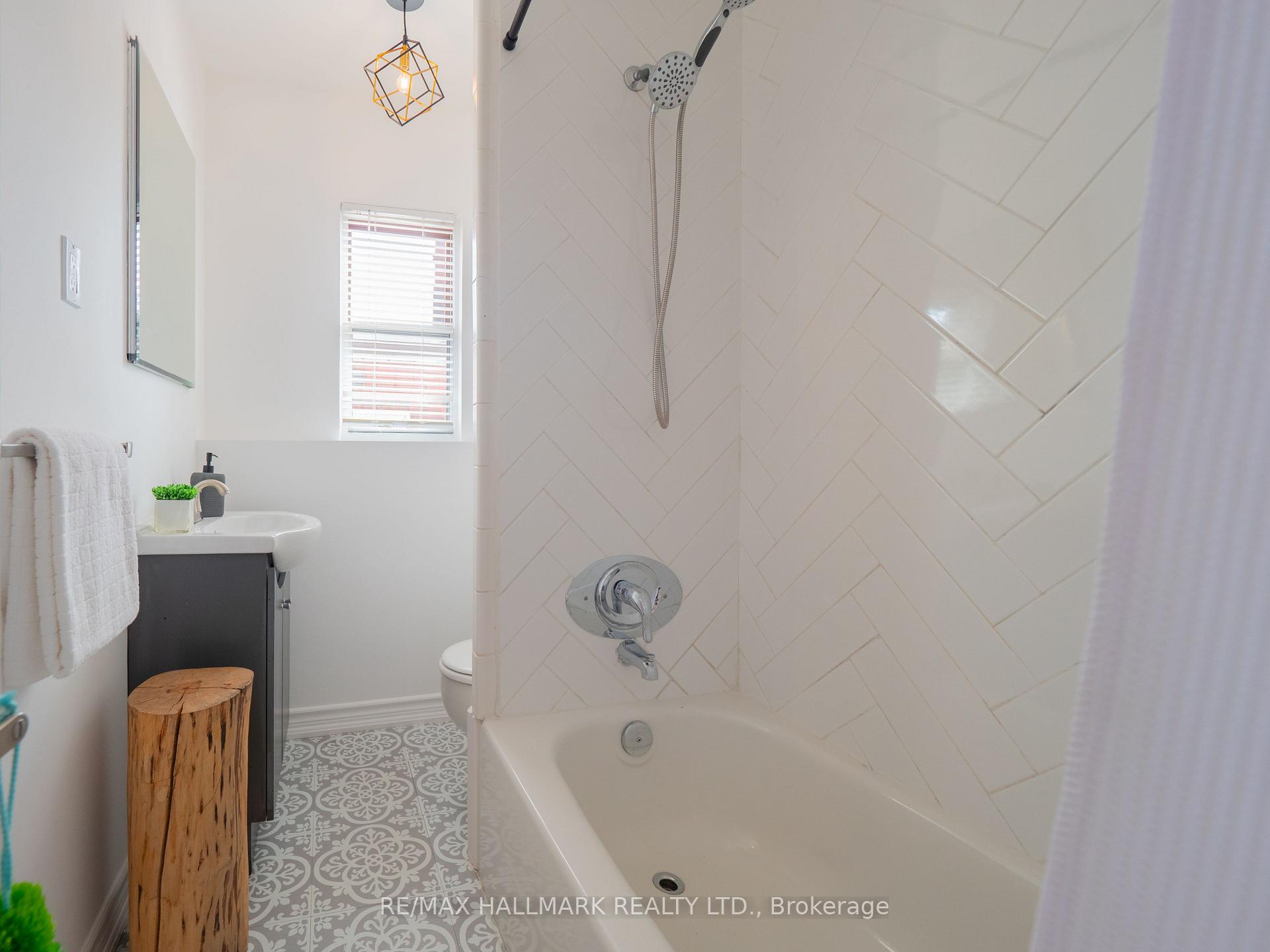 Photo 20 of 414 Jones Avenue, Toronto, Blake-Jones — HOMEH