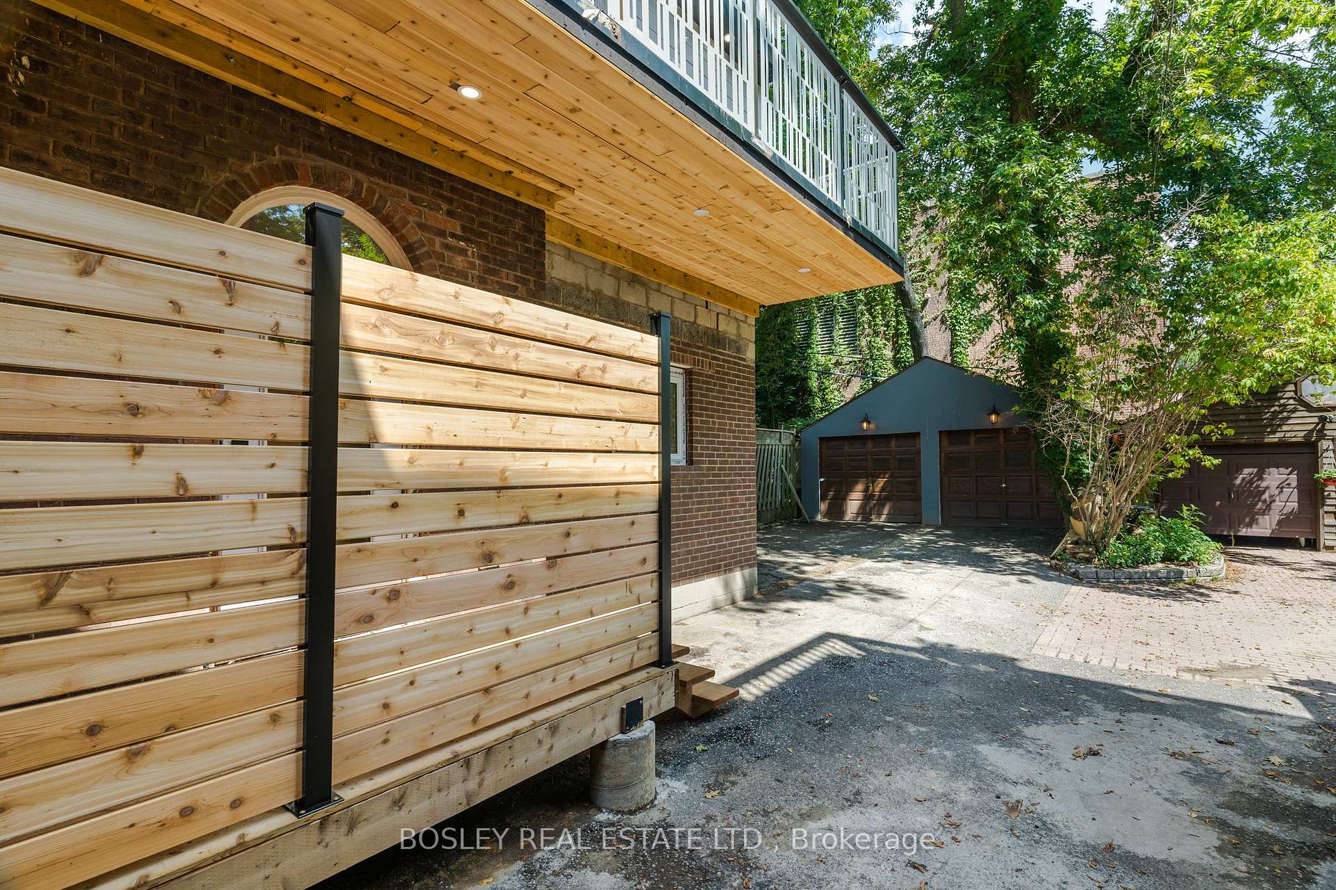 Photo 12 of Unit Lower, 9 Hambly Avenue, Toronto, The Beaches — HOMEH